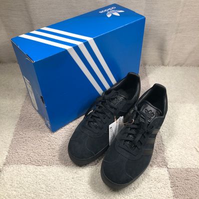 adidas Gazelle "Triple Black"