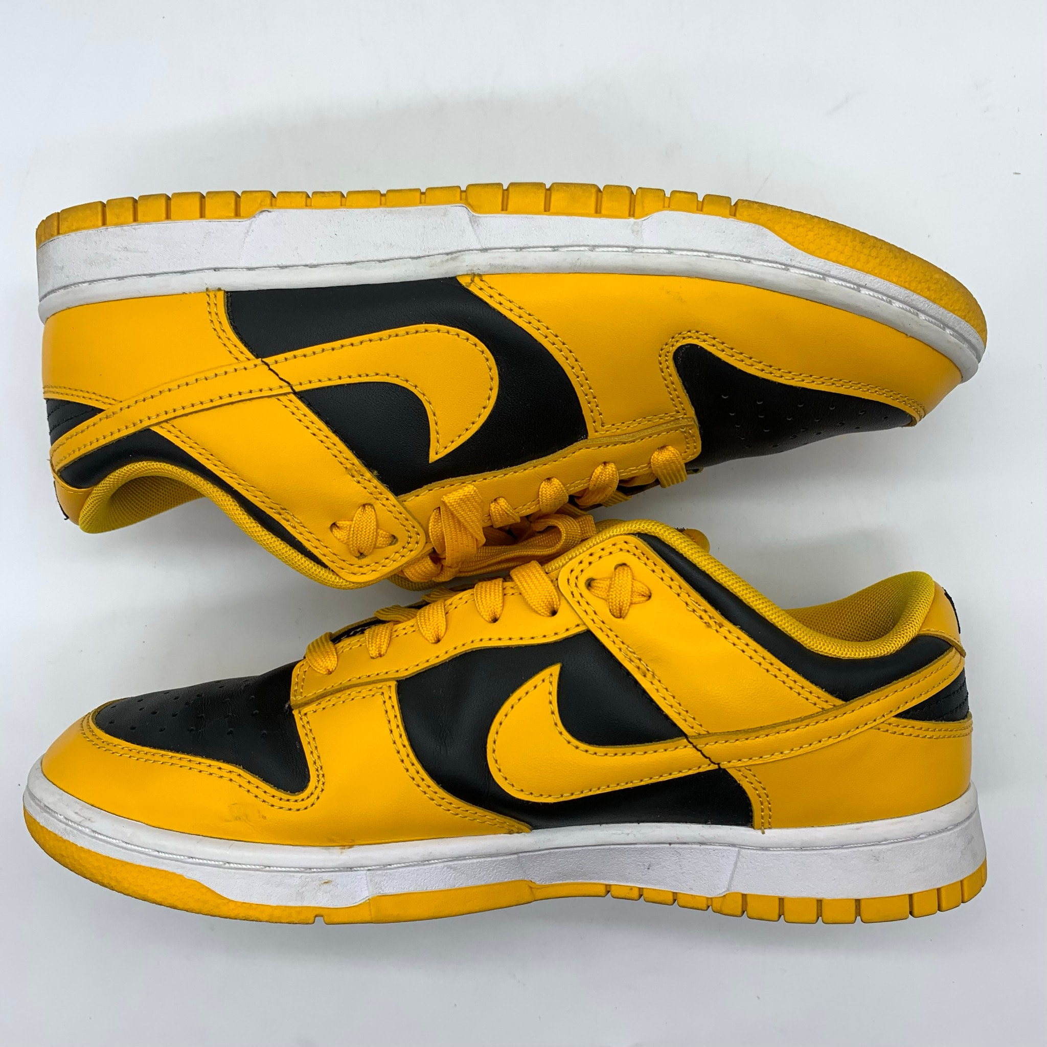 Nike Dunk Low "Championship Goldenrod"