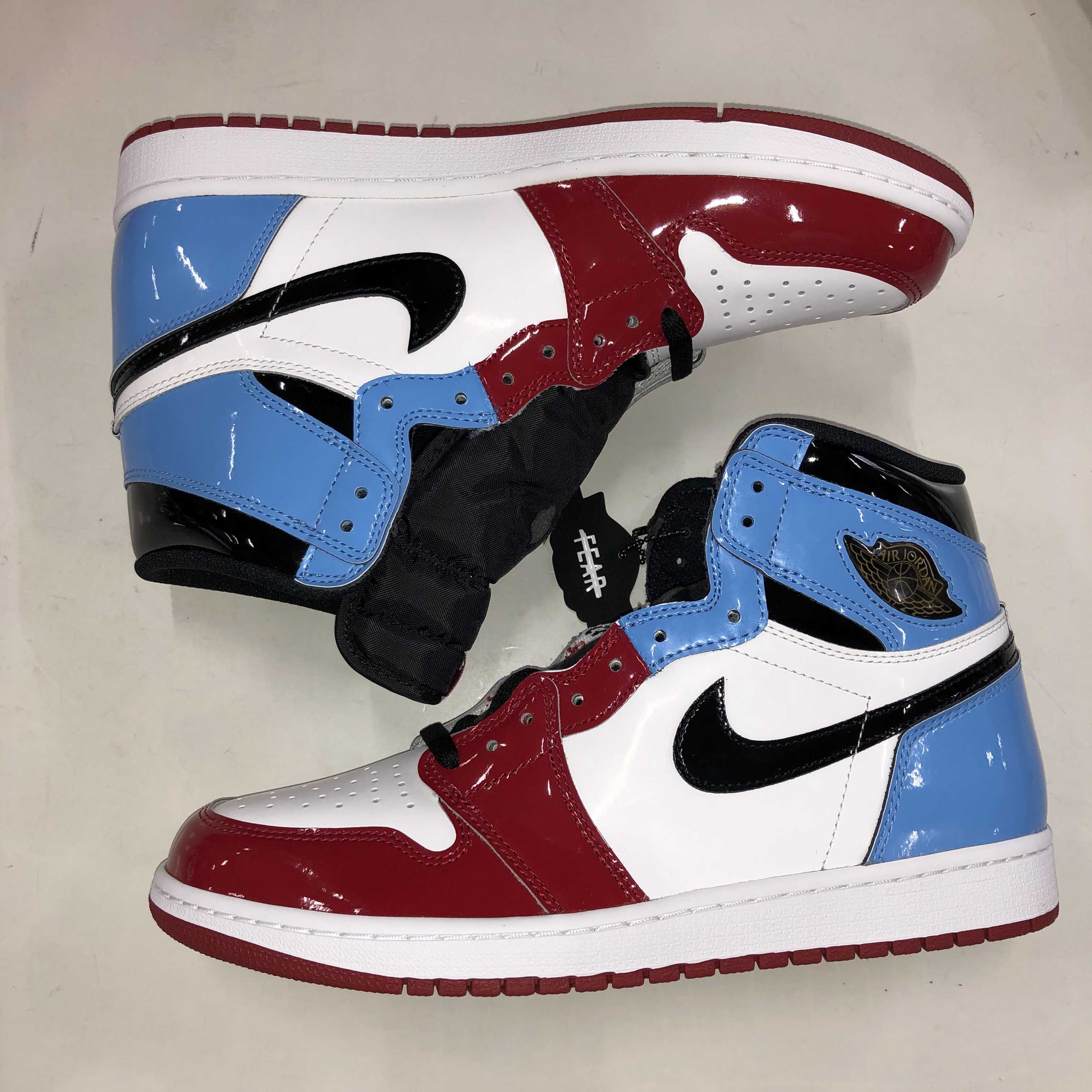 Nike Air Jordan 1 High OG "Fearless"