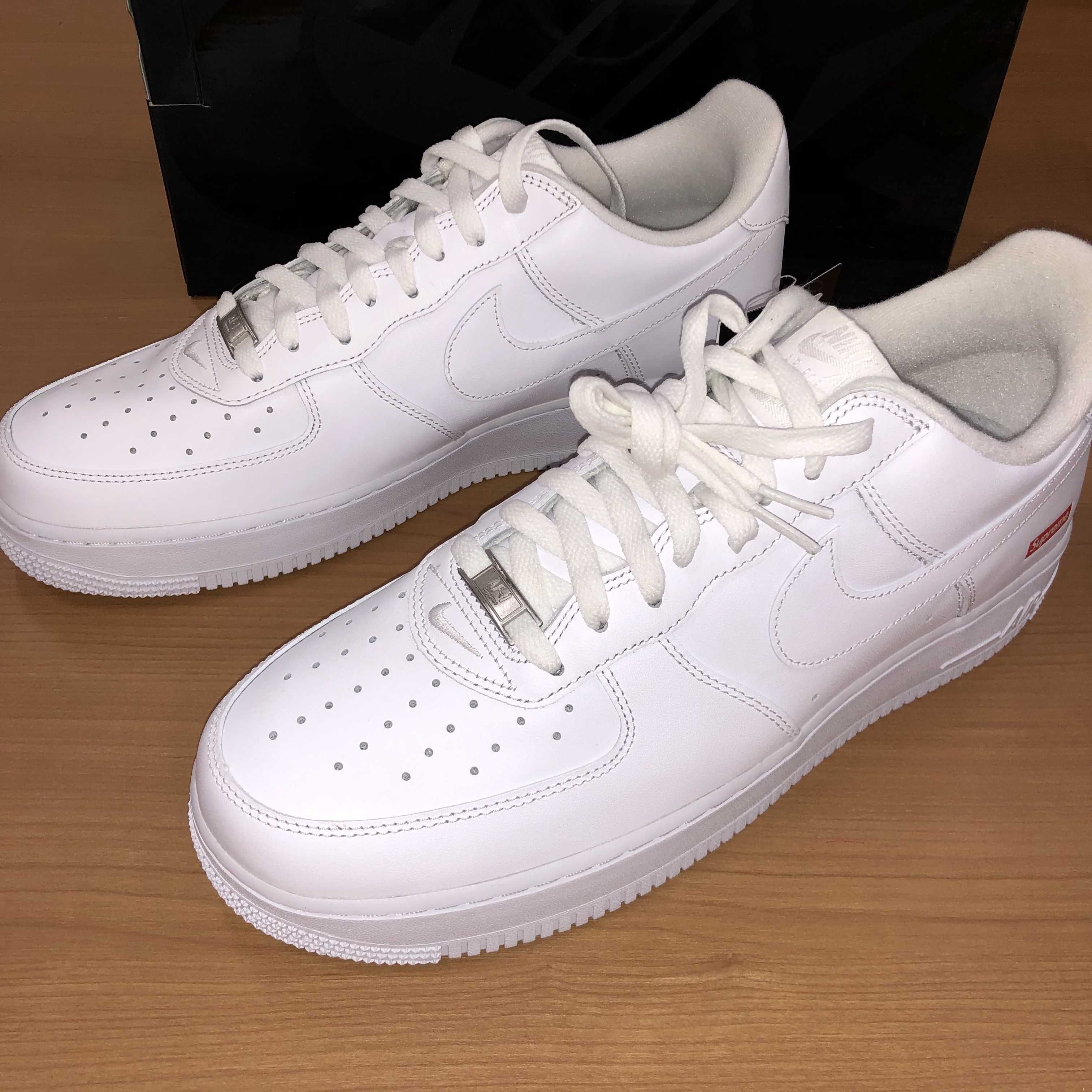 Supreme × Nike Air Force 1 Low "White"
