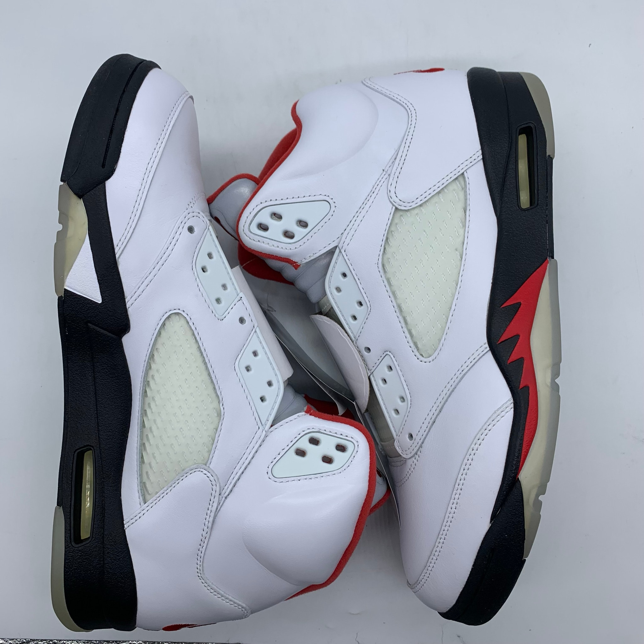 Nike Air Jordan 5 Retro "Fire Red" (2020)