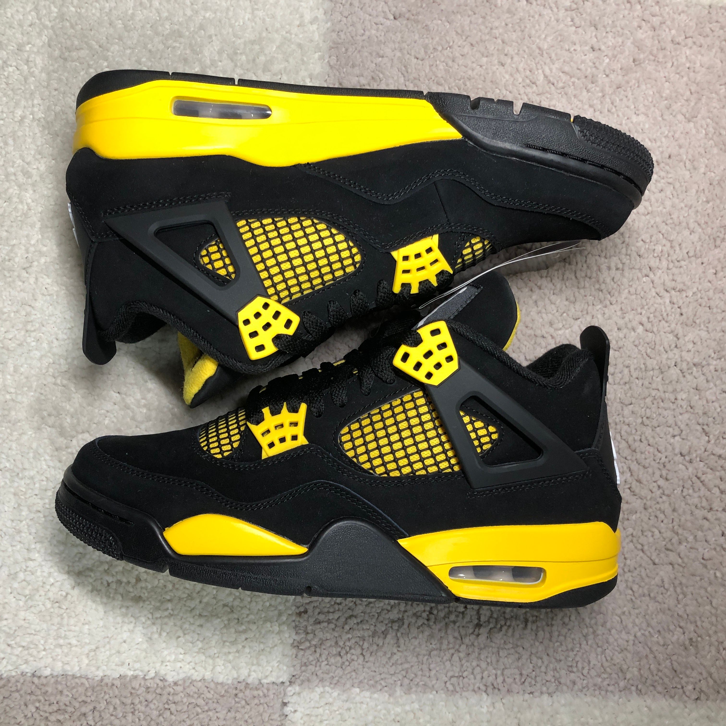 Nike Air Jordan 4 Retro "Thunder"(2023)