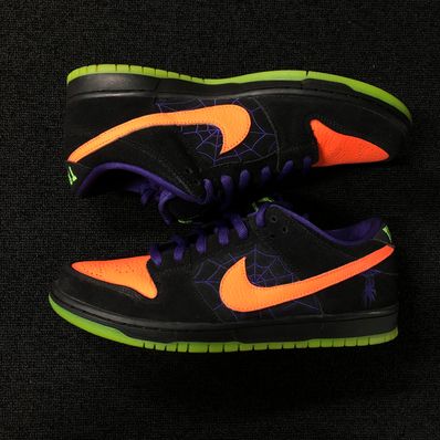 Nike SB Dunk Low "Night Of Mischief"