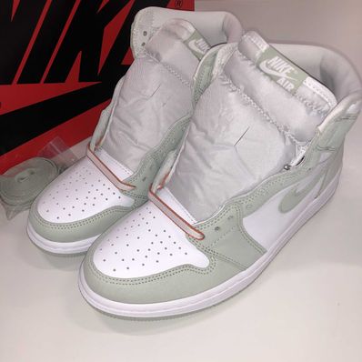 Nike Women's Air Jordan 1 High OG "Seafoam"