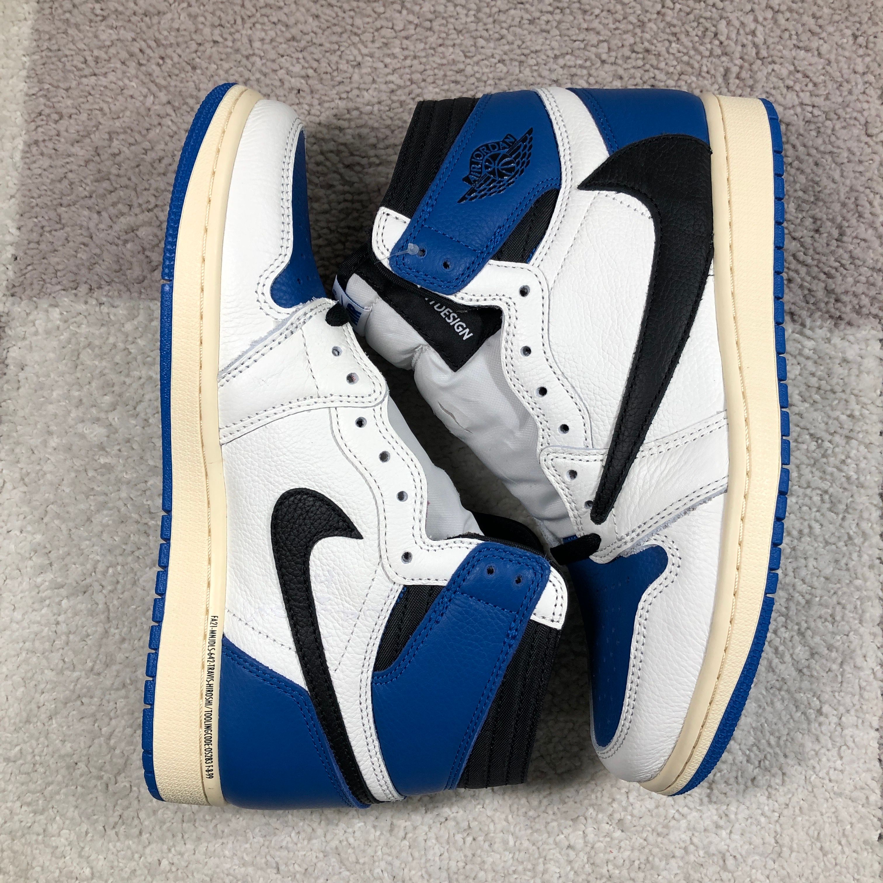 Travis Scott × fragment design × Nike Air Jordan 1 Retro High OG SP "Military Blue"