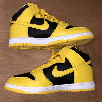 Nike Dunk High "Black/Varsity Maize"