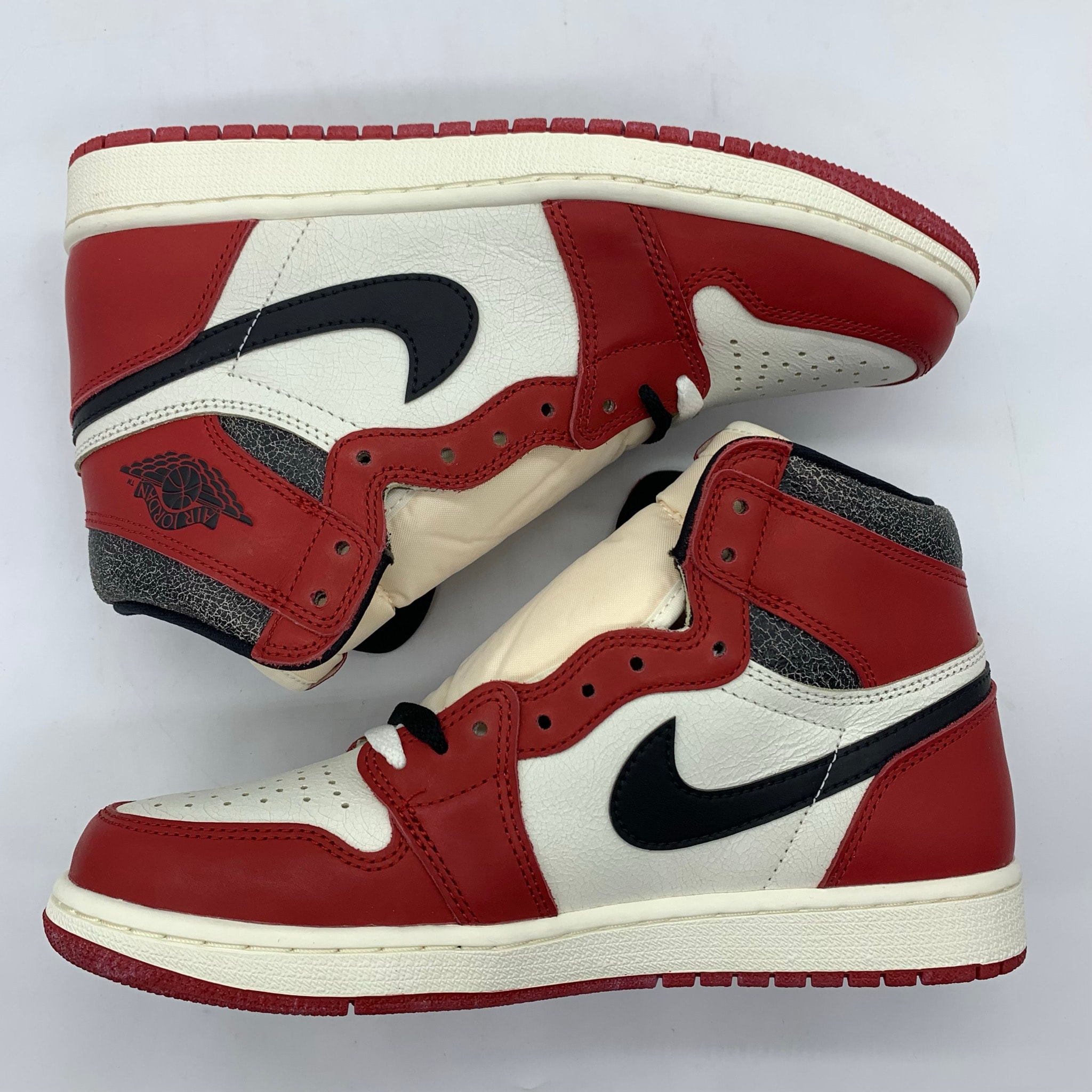 Nike Air Jordan 1 High OG "Lost & Found/Chicago"
