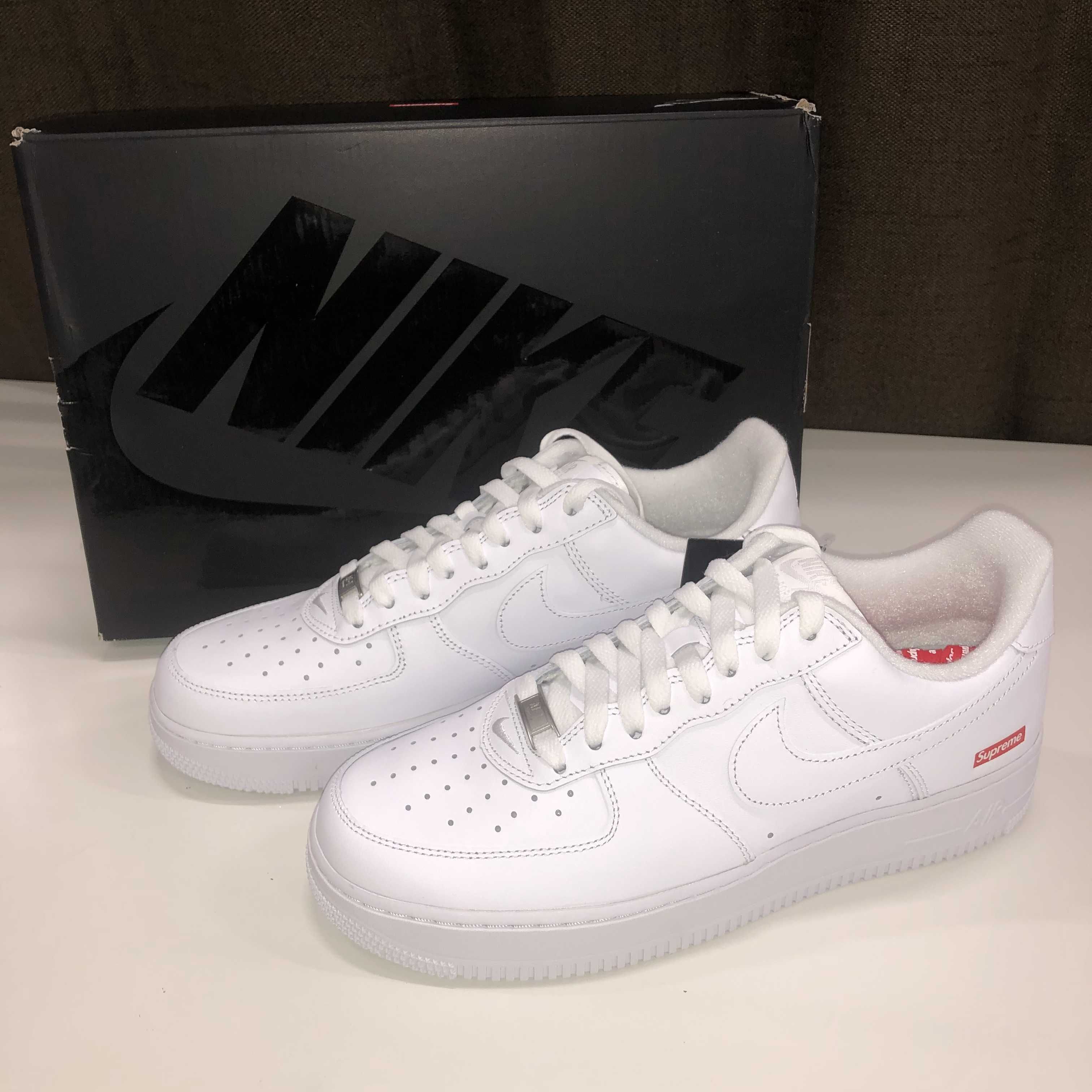 Supreme × Nike Air Force 1 Low "White"