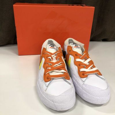 SACAI × NIKE BLAZER LOW "MAGMA ORANGE"
