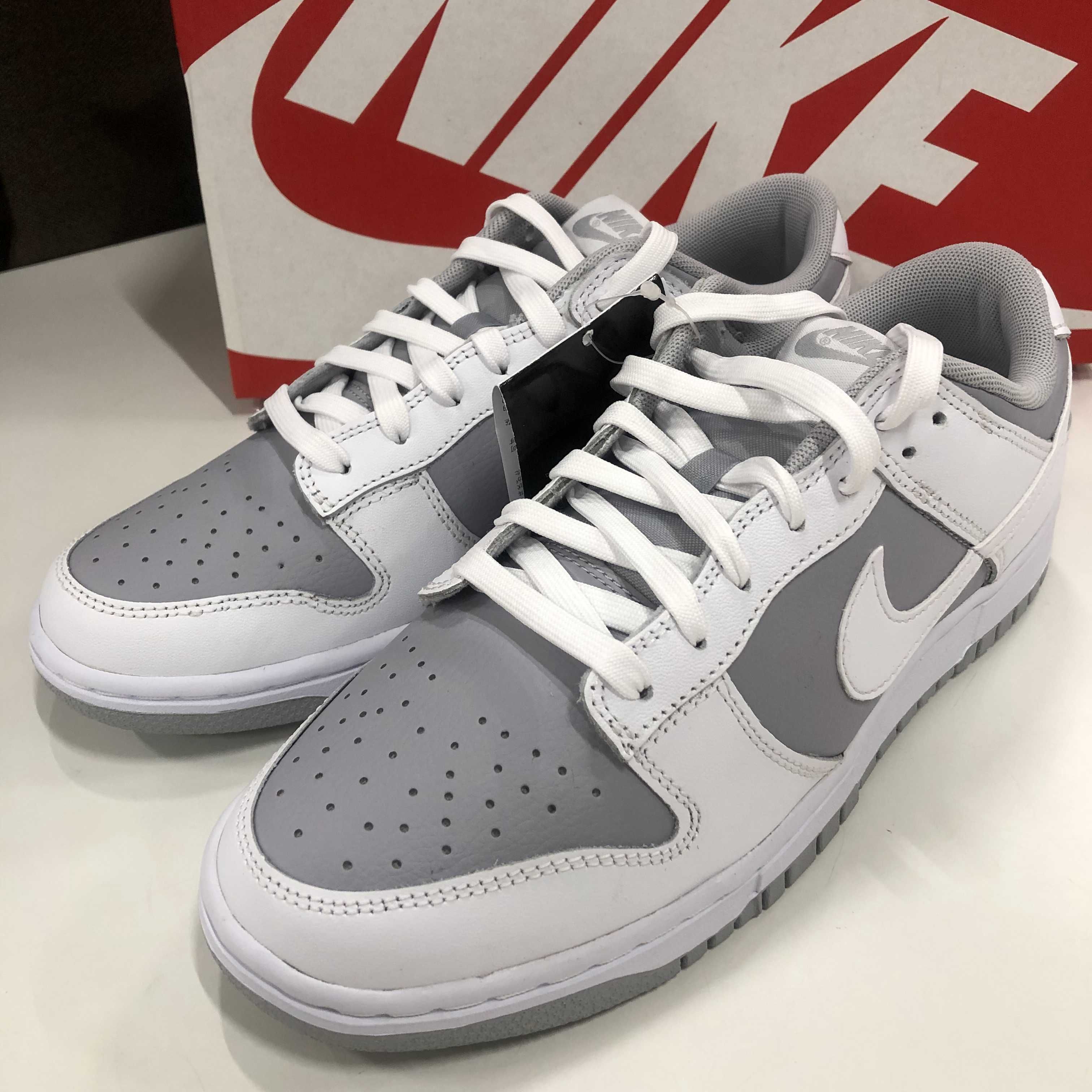 Nike Dunk Low "Grey and White"