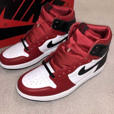 Nike Women's Air Jordan 1 High OG "Satin Red"