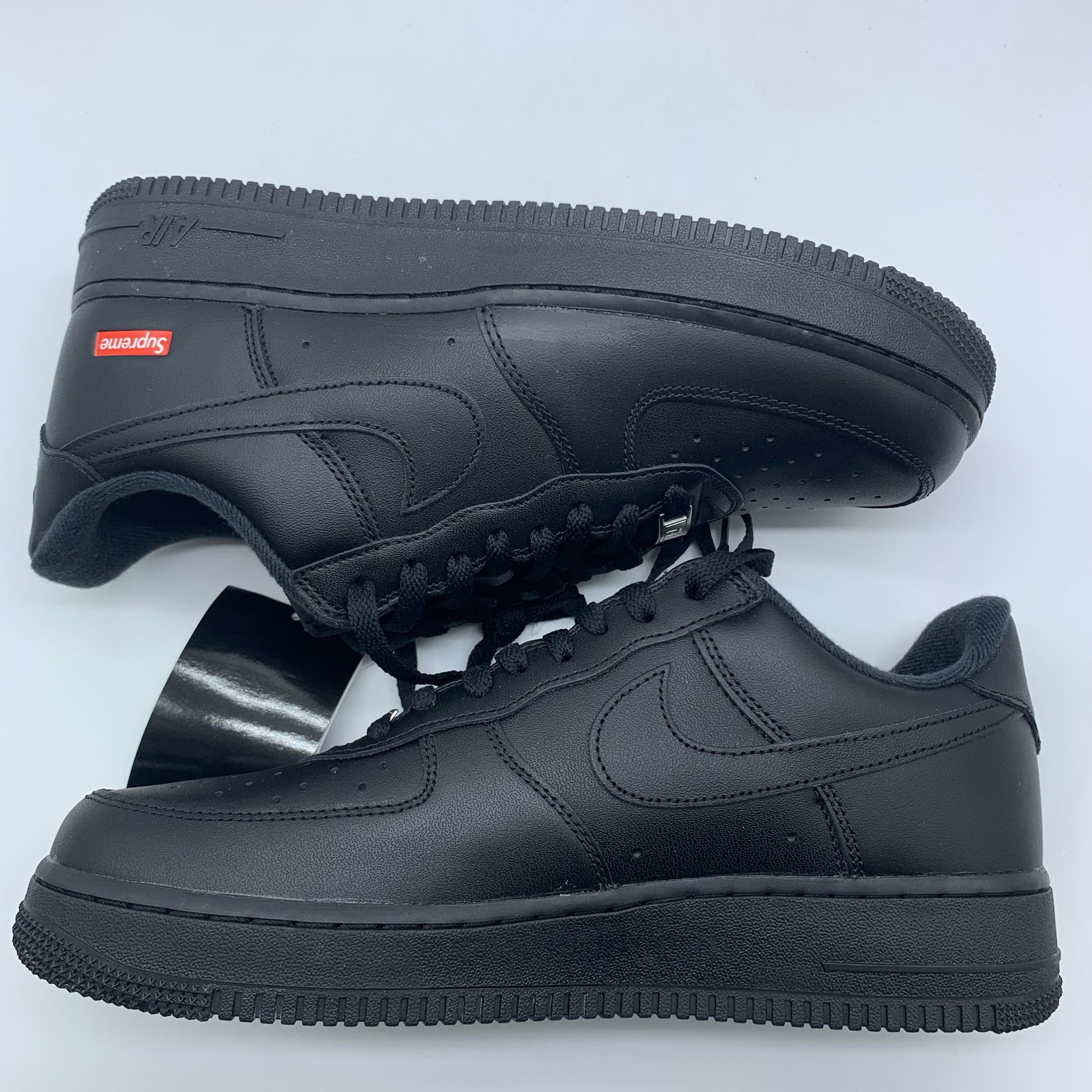 Supreme × Nike Air Force 1 Low "Black"