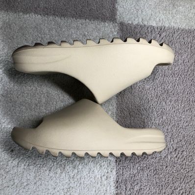 adidas YEEZY Slide "Bone" (FZ5897)