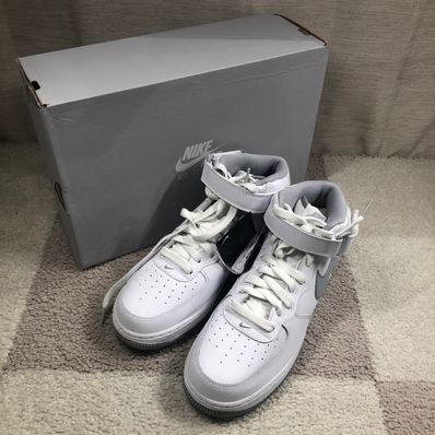 Nike Air Force 1 Mid "Borrows Big"