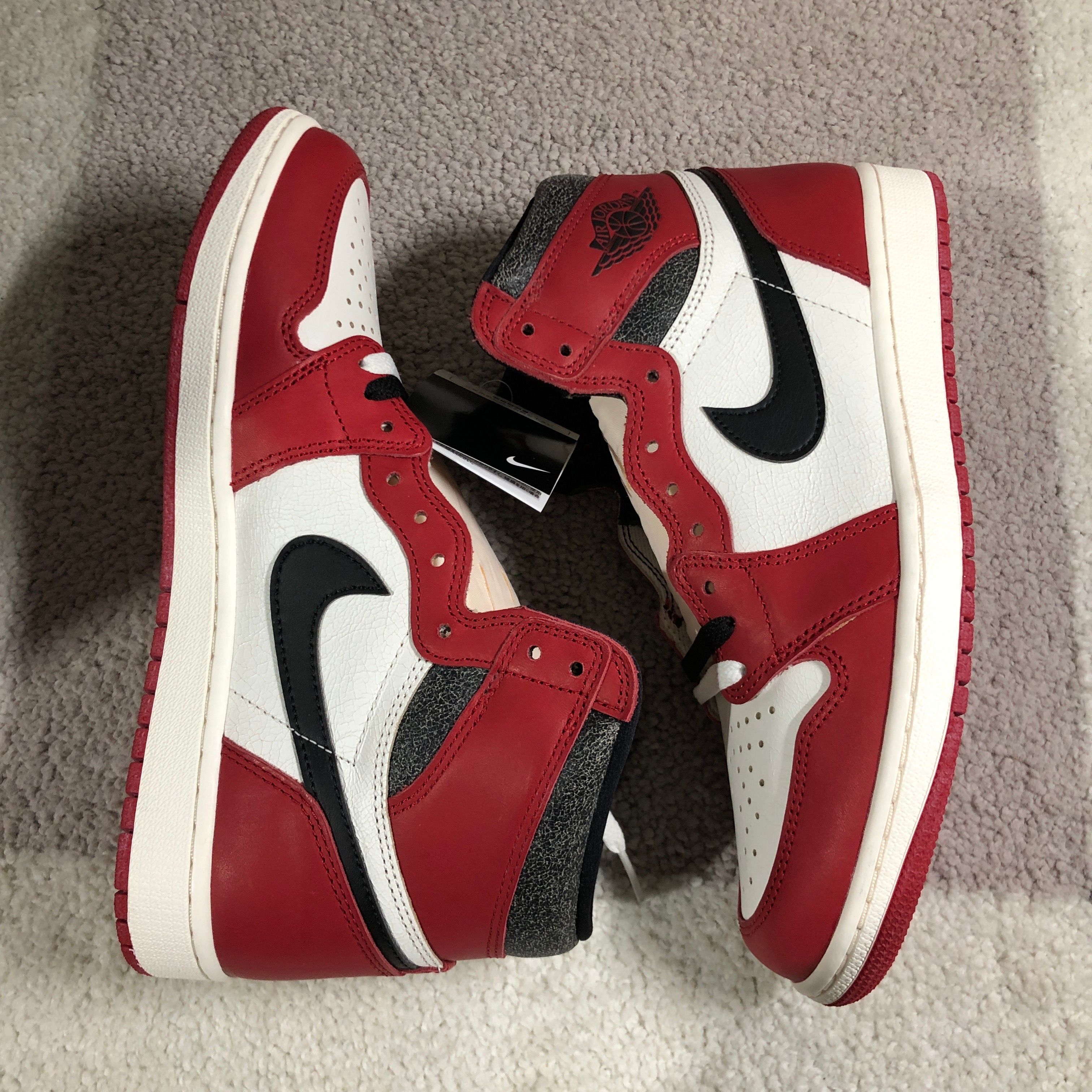 Nike Air Jordan 1 High OG "Lost & Found/Chicago"