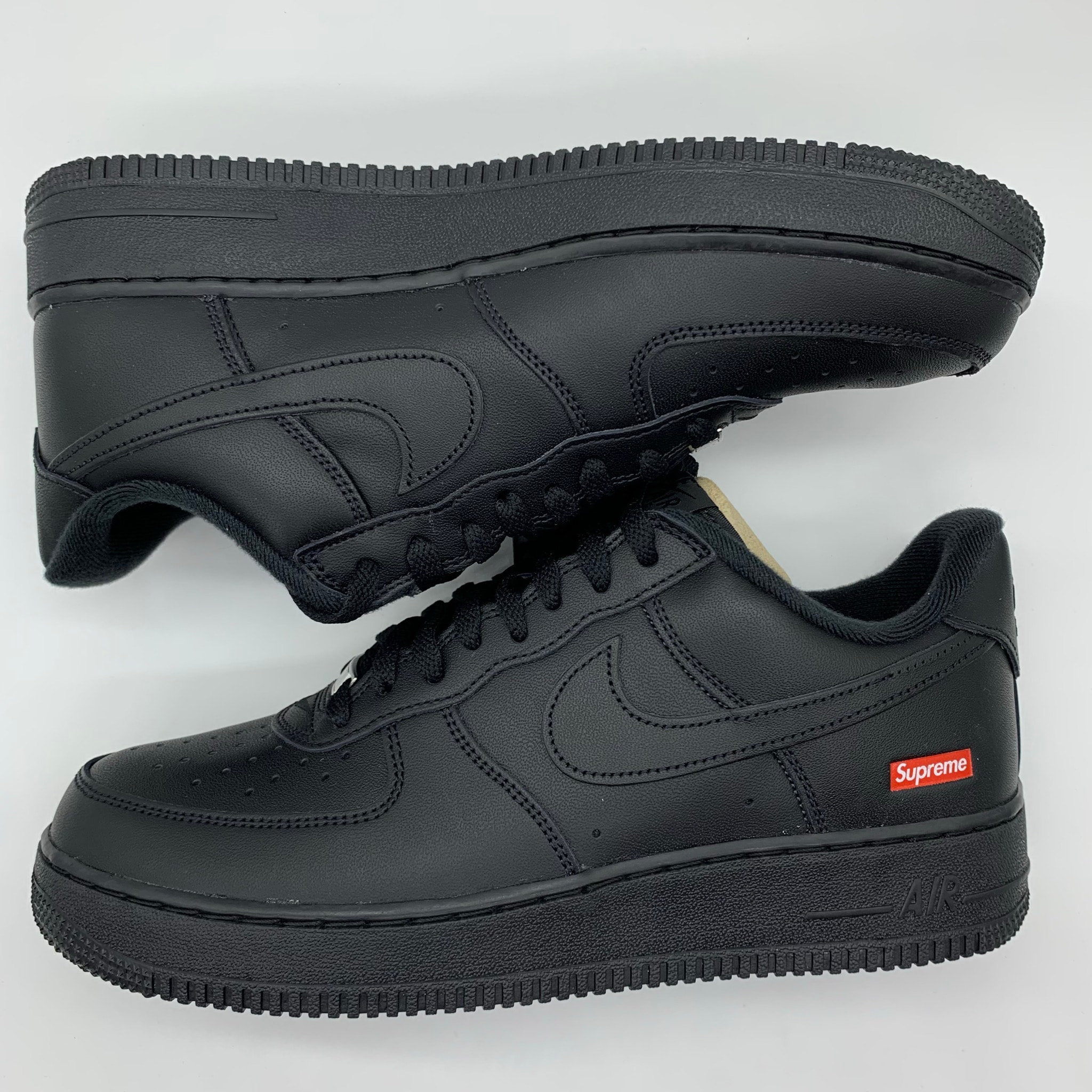 Supreme × Nike Air Force 1 Low "Black"