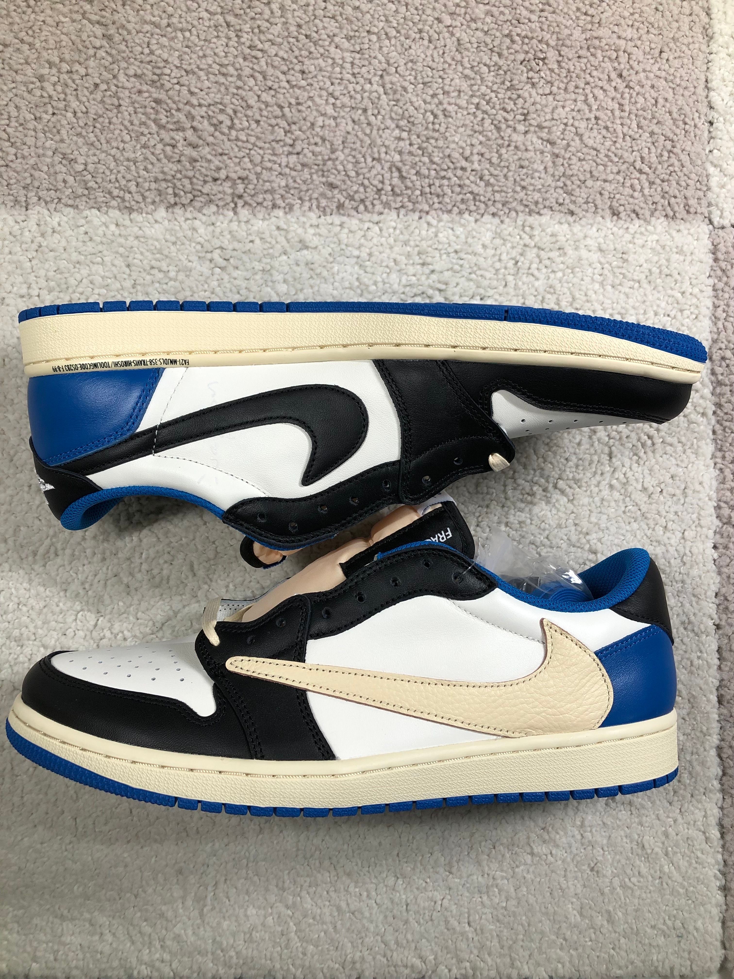 Travis Scott × fragment design × Nike Air Jordan 1 Low OG SP "Military Blue"