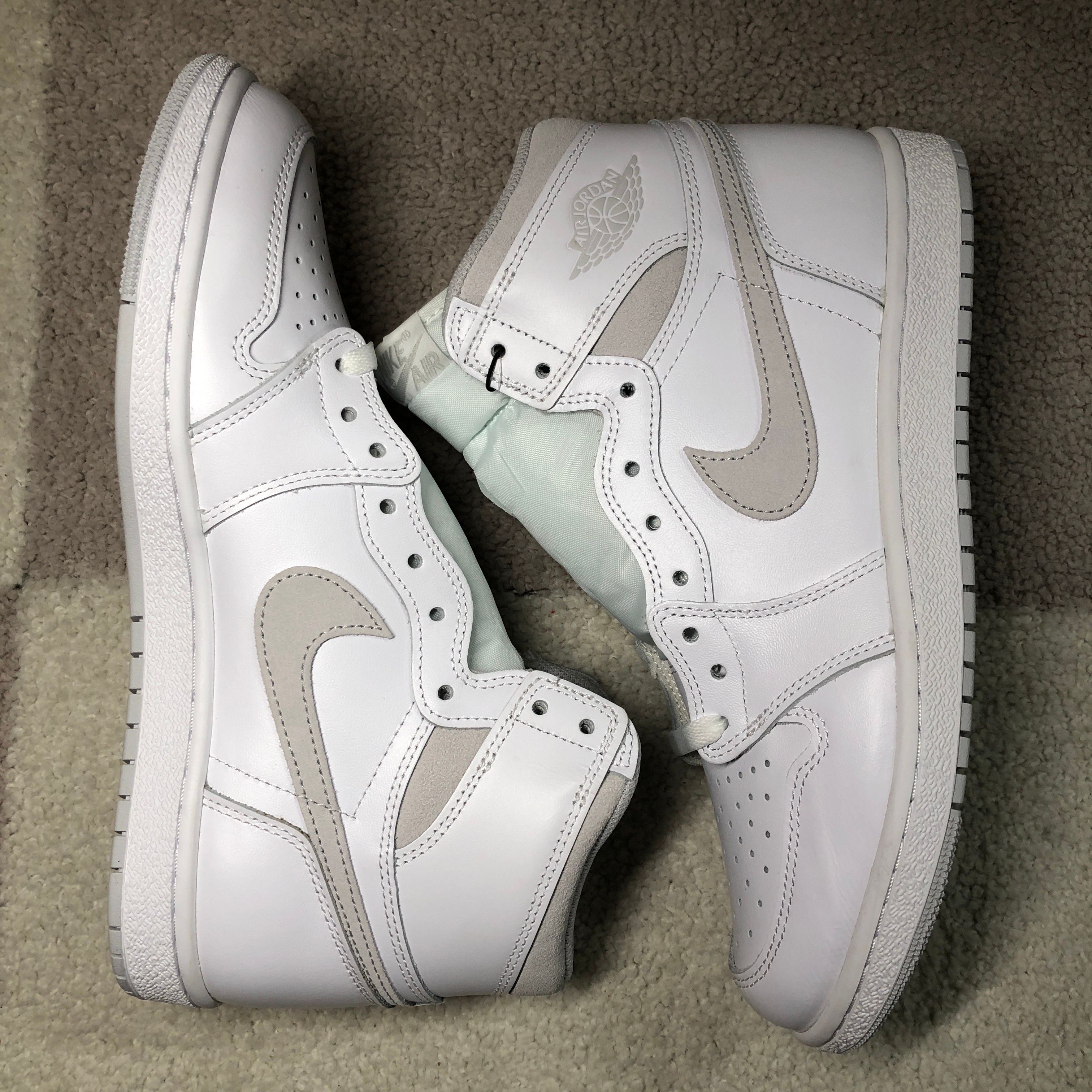 Nike Air Jordan 1 High 85 "Neutral Grey"