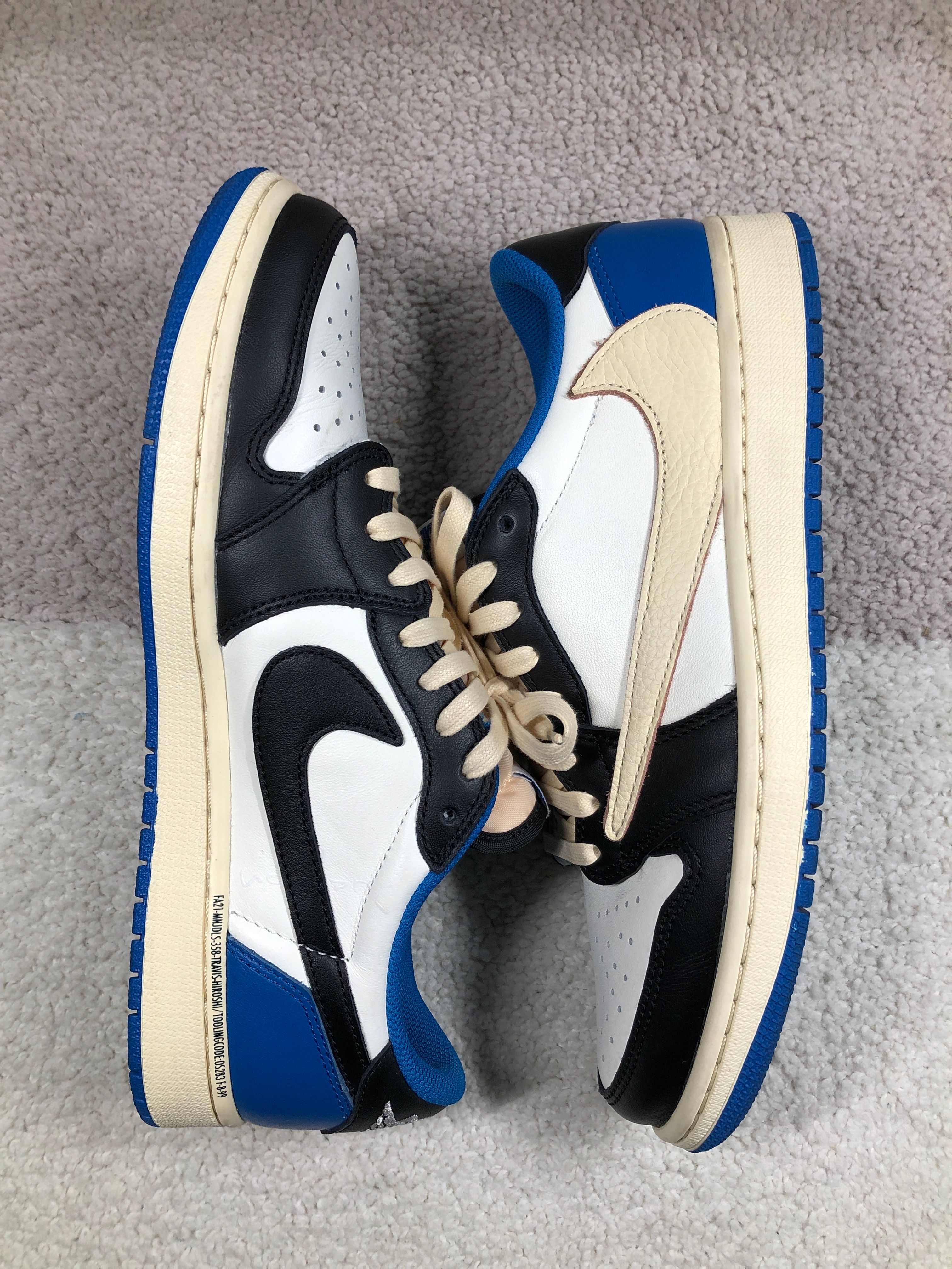 Travis Scott × fragment design × Nike Air Jordan 1 Low OG SP "Military Blue"