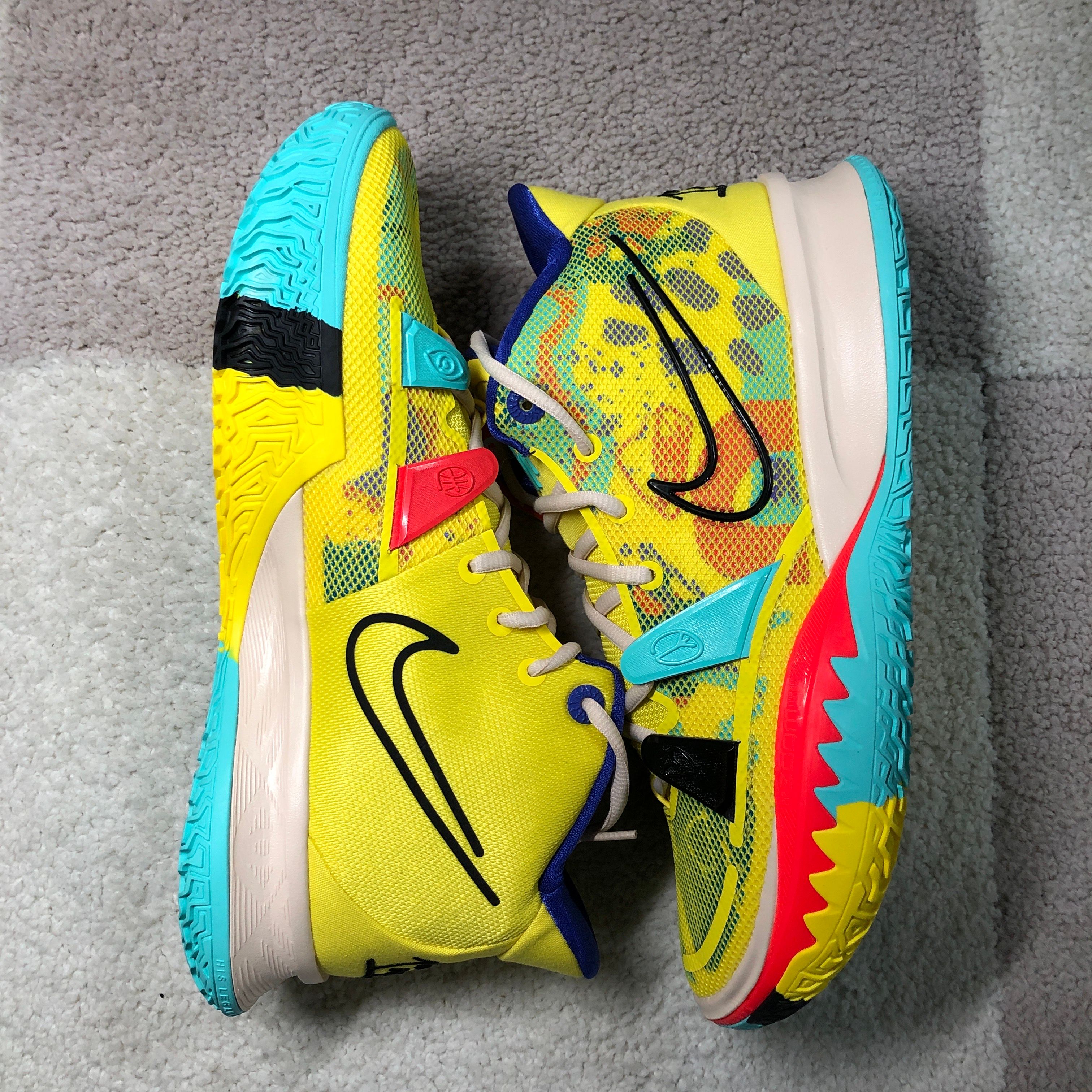 Nike Kyrie 7 "Yellow Strike"