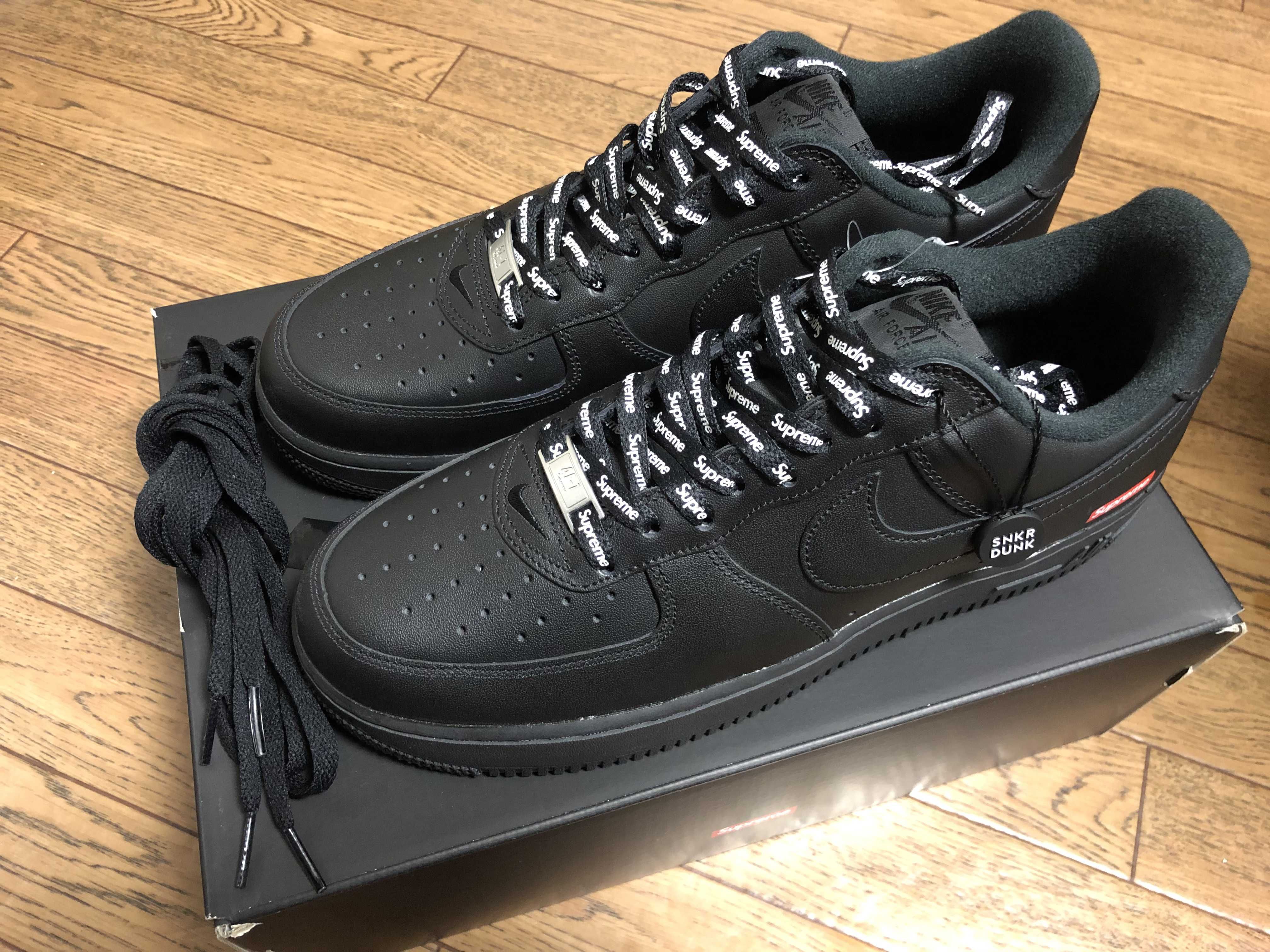 Supreme × Nike Air Force 1 Low "Black"