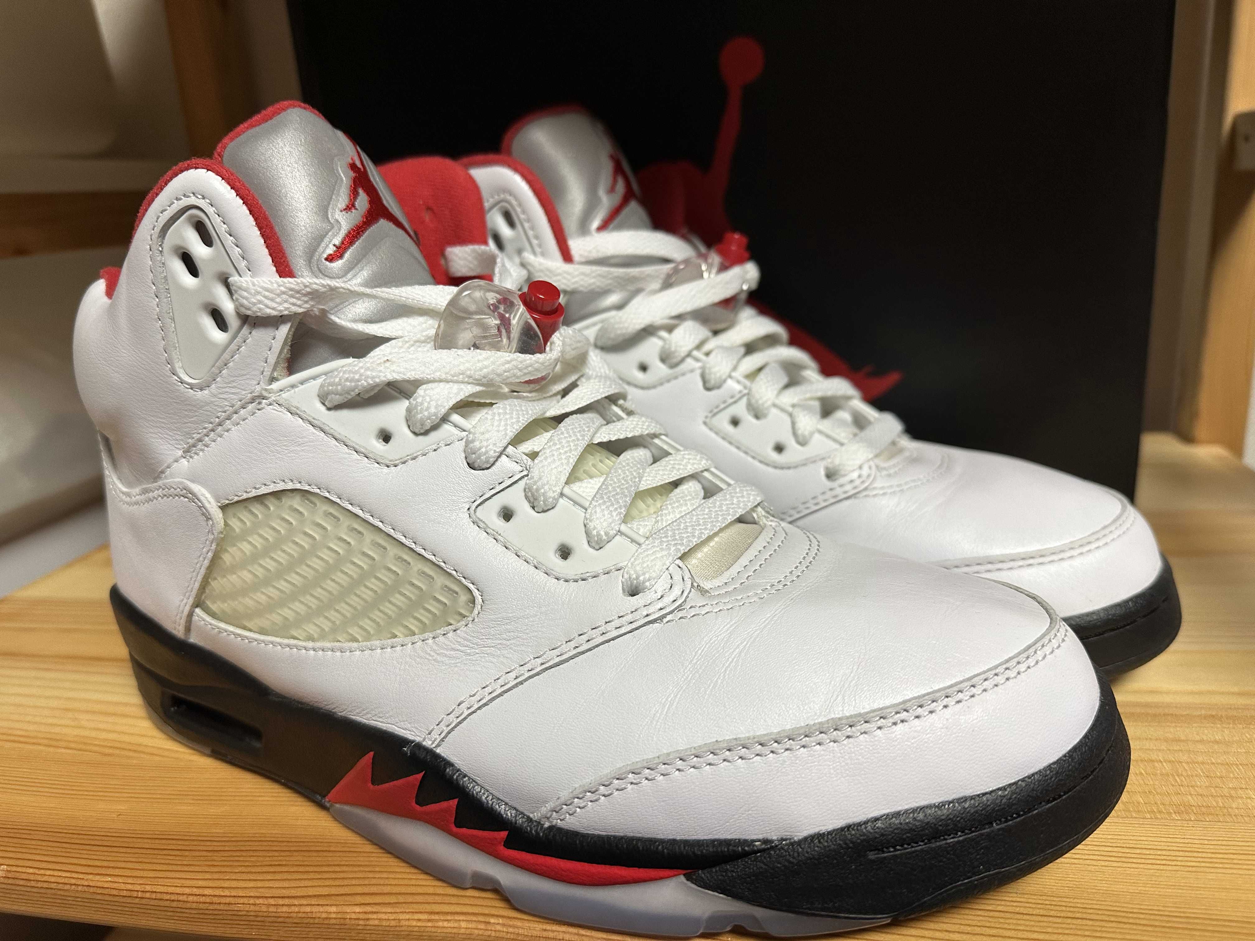 Nike Air Jordan 5 Retro "Fire Red" (2020)