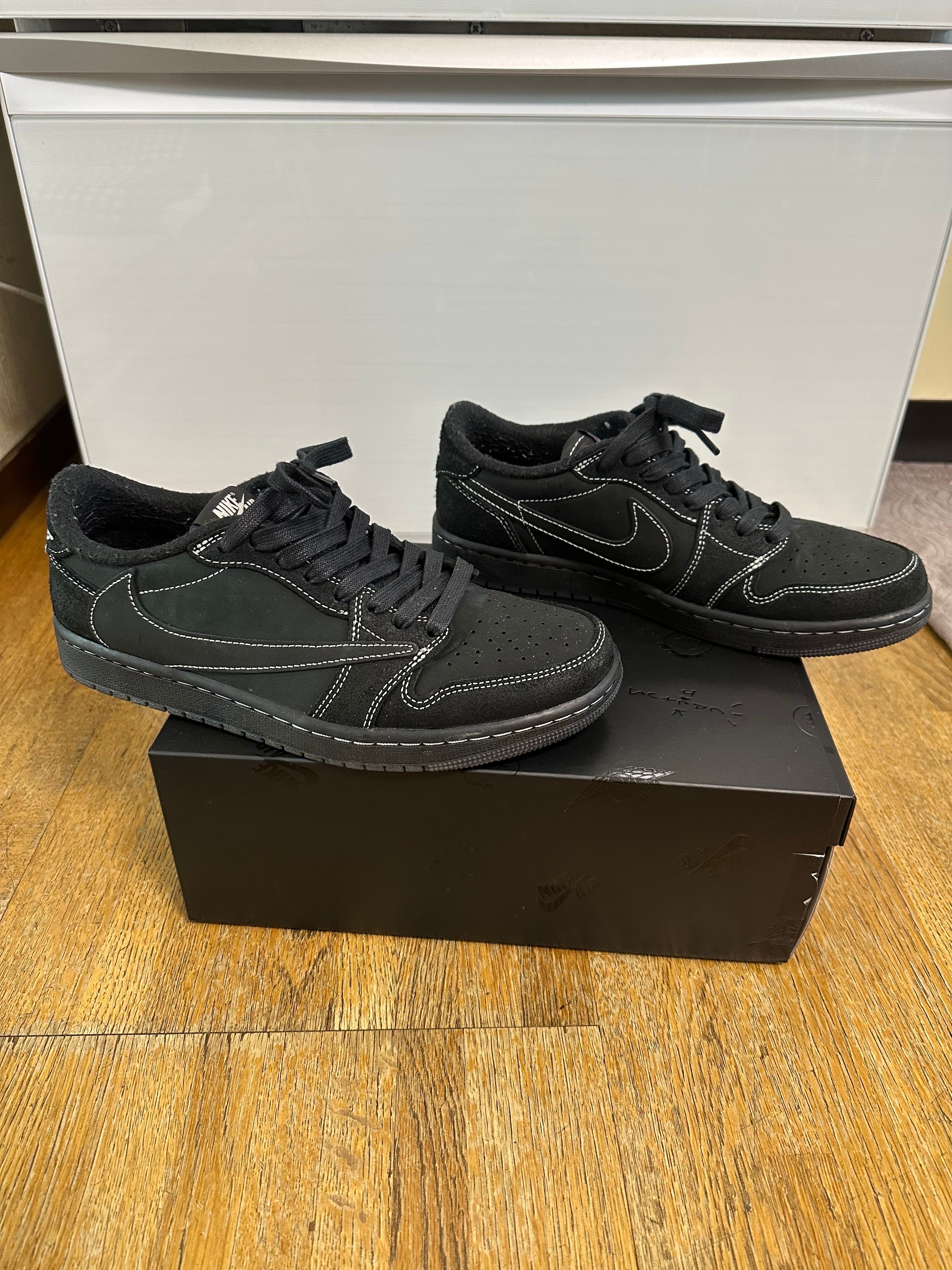 Travis Scott × Nike Air Jordan 1 Low OG SP "Black Phantom"