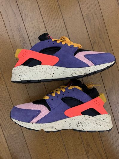 size? × Nike Air Huarache "Court Purple/Bright Crimson"