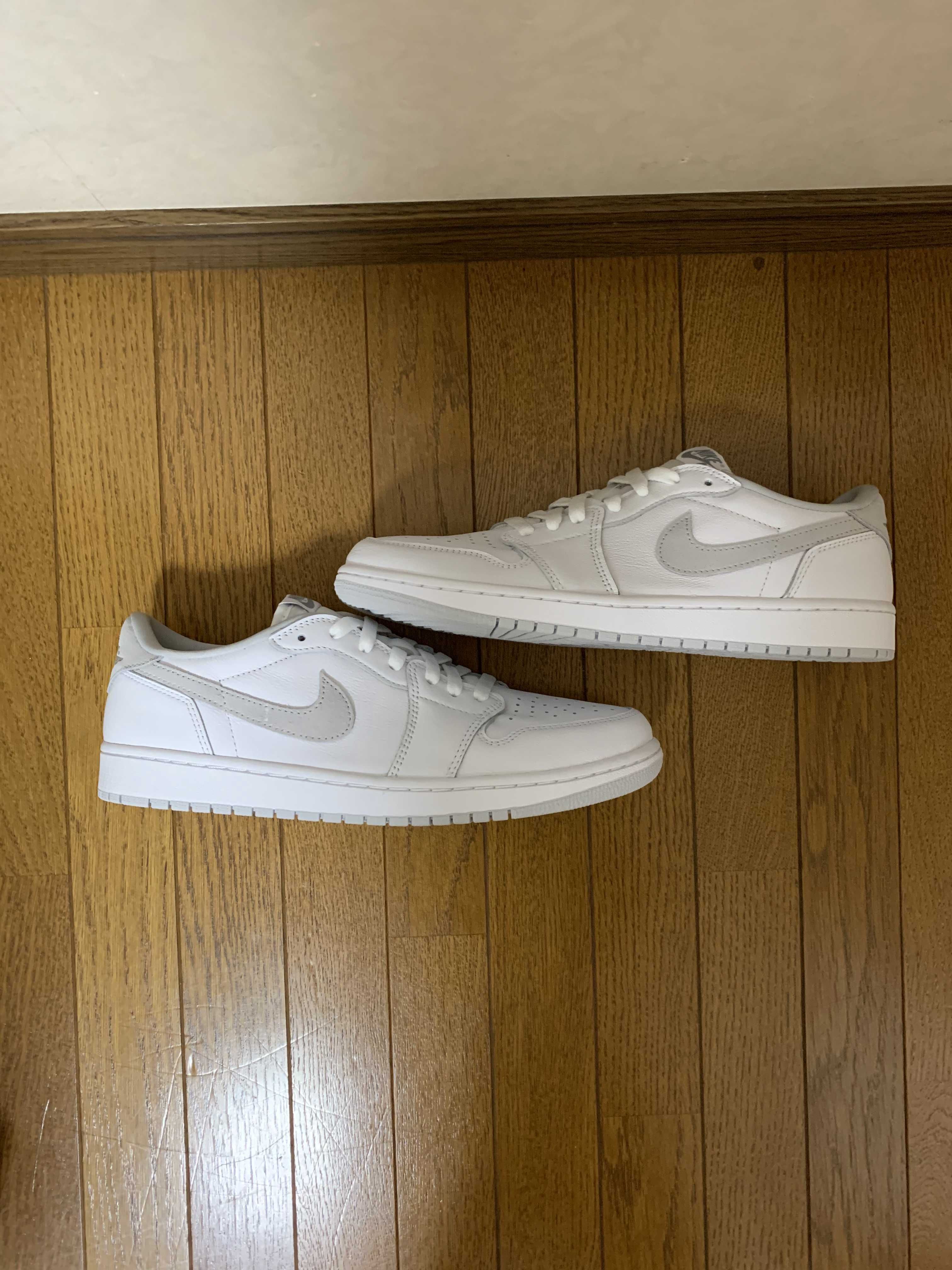 Nike Air Jordan 1 Low OG "Neutral Grey"