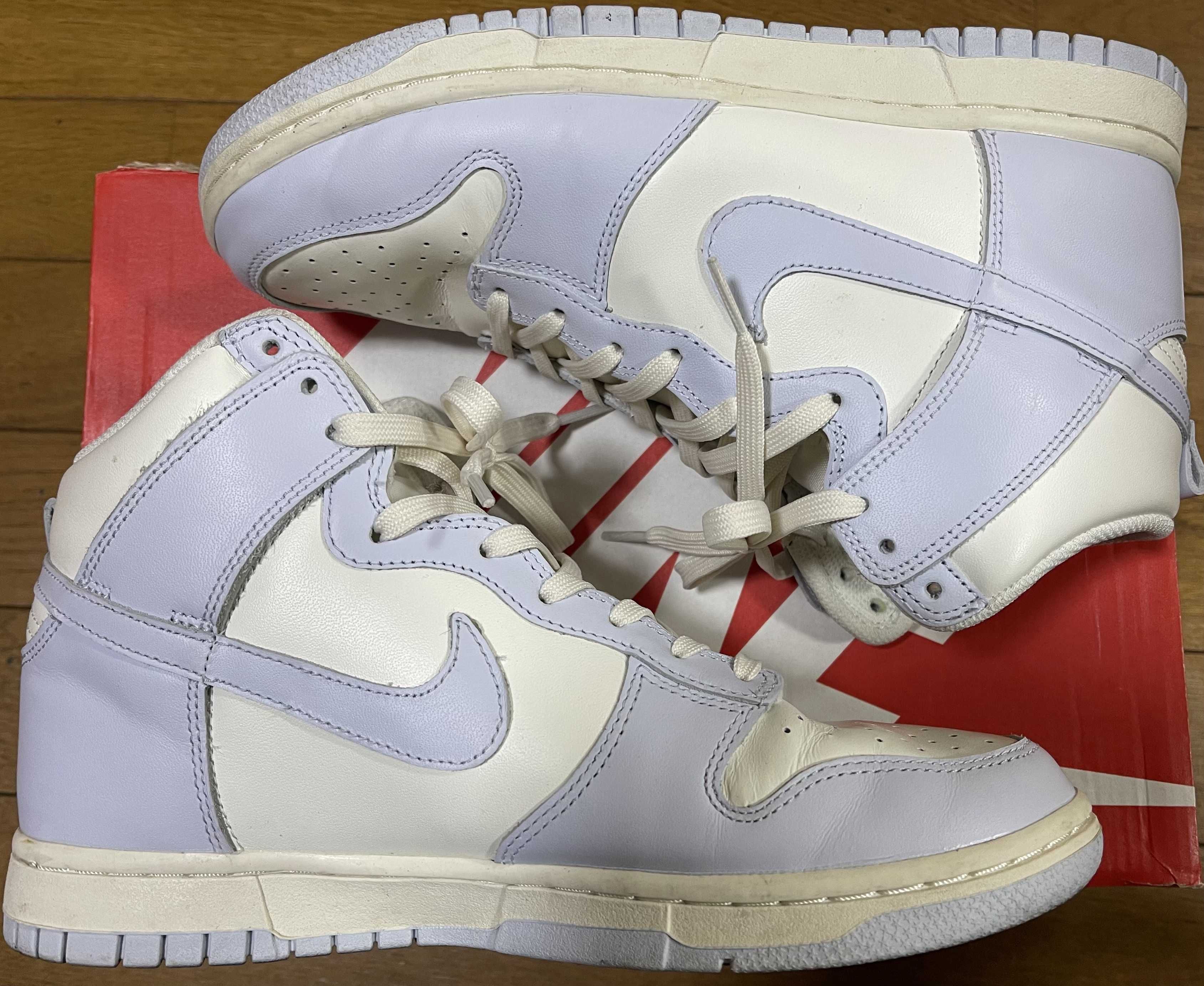 Nike Women's Dunk High "Foot Ball Grey"