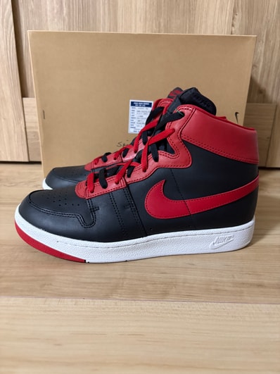 Nike Jordan Air Ship OG "Banned"