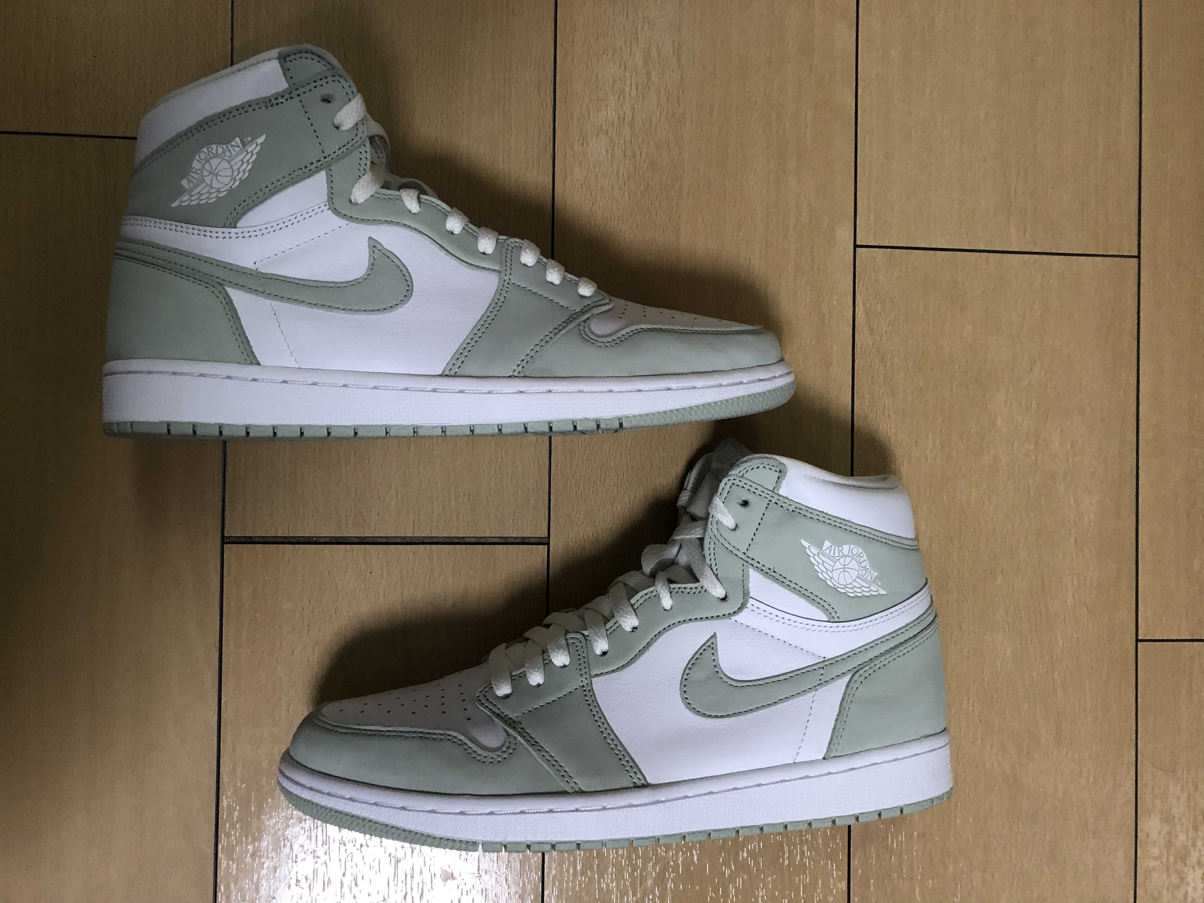 Nike Women's Air Jordan 1 High OG "Seafoam"