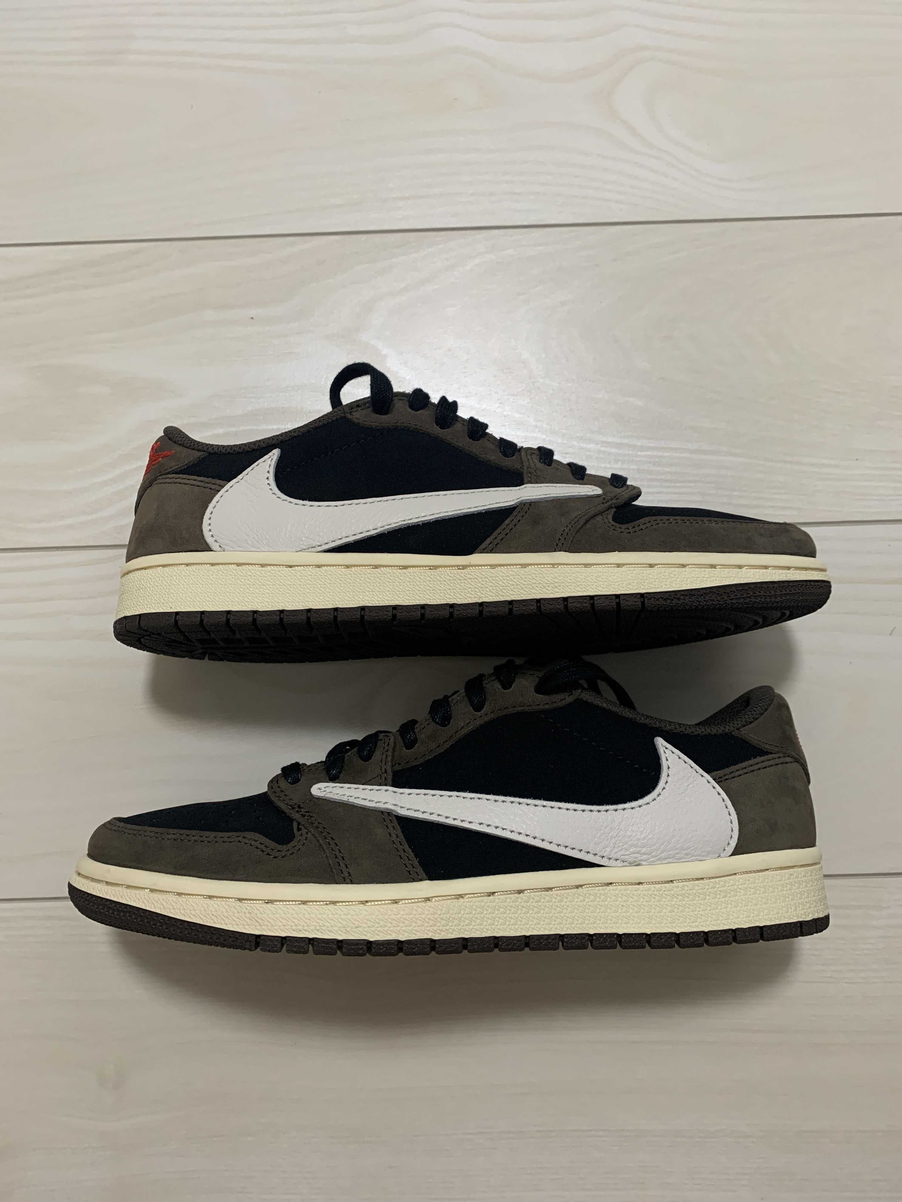 Travis Scott × Nike Air Jordan 1 Low OG SP-T  "Black/Dark Mocha"