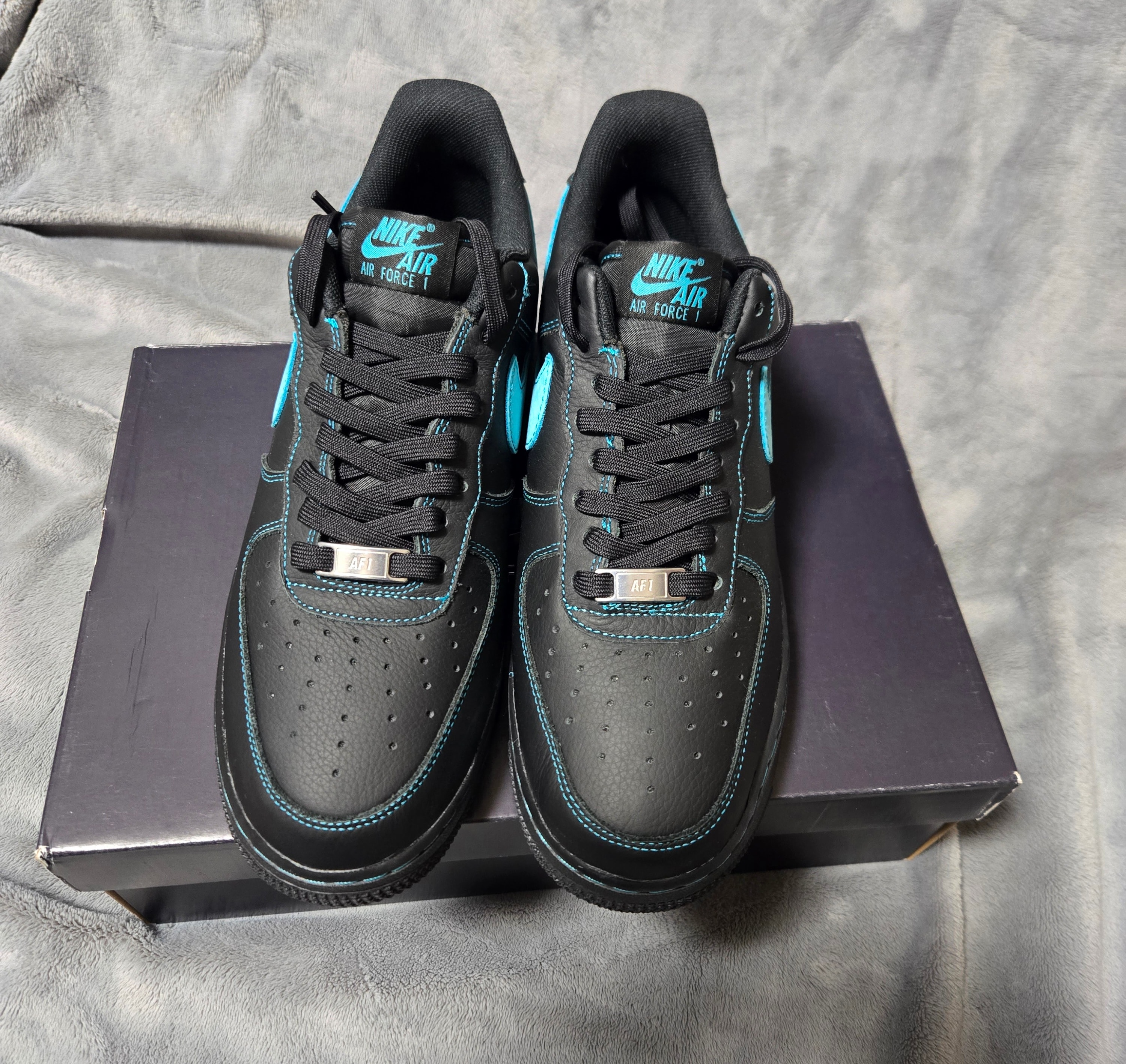 Nike Air Force 1 Low "Black Tiffany"