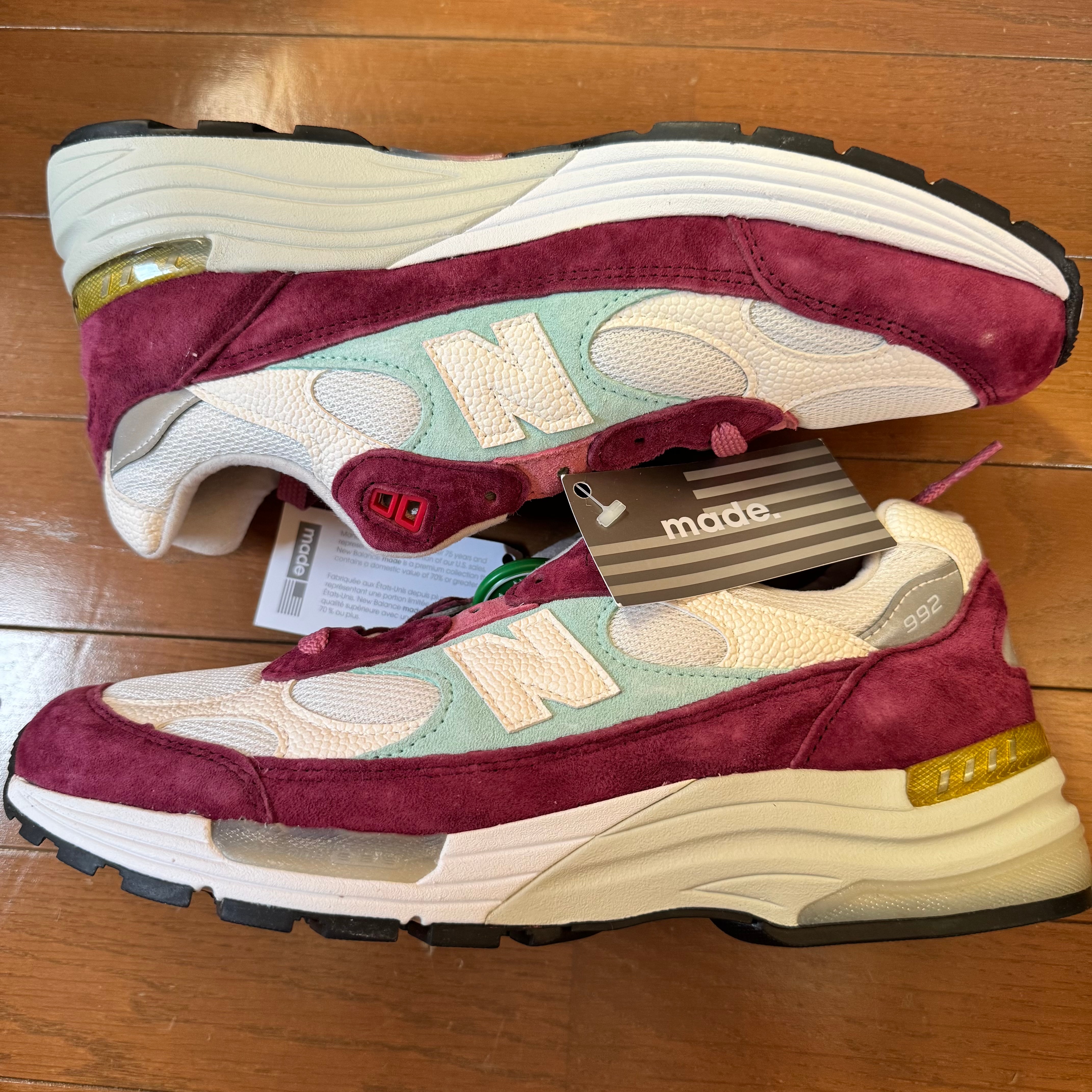 KITH × New Balance 992 Kithmas "Burgundy/White"