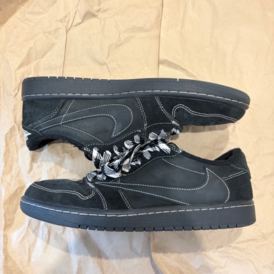 Travis Scott × Nike Air Jordan 1 Low OG SP "Black Phantom"