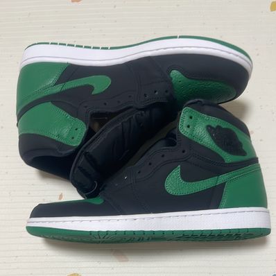 Nike Air Jordan 1 Retro High OG "Black/Pine Green" (2020)