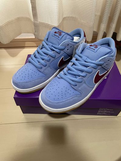Nike SB Dunk Low Pro "Philadelphia Phillies/Valor Blue and Team Maroon"