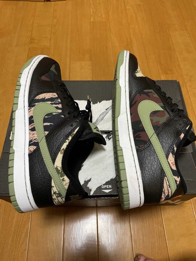NIKE DUNK LOW SE "BLACK MULTI CAMO"