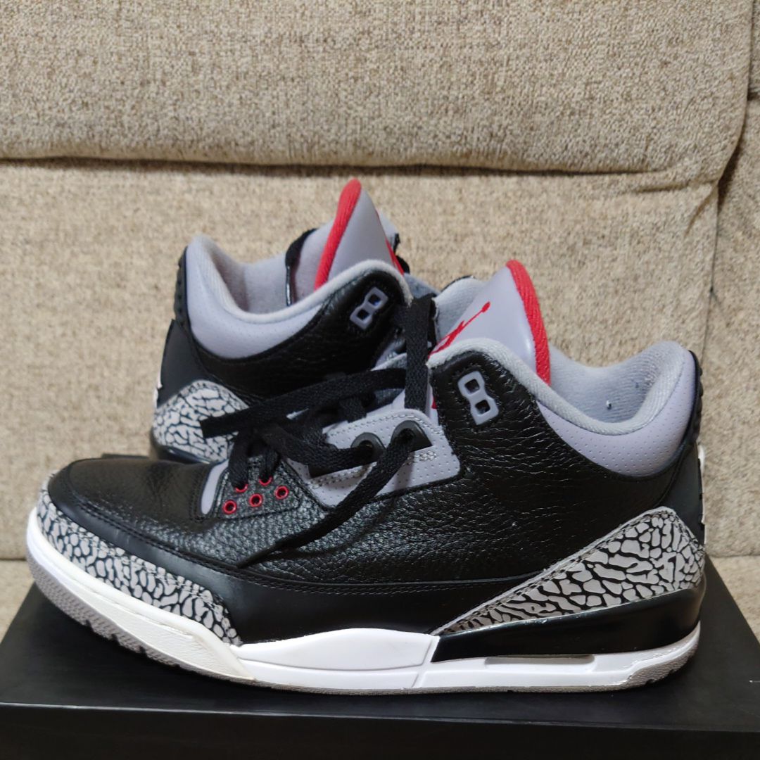 Nike Air Jordan 3 Retro "Black Cement" (2011)