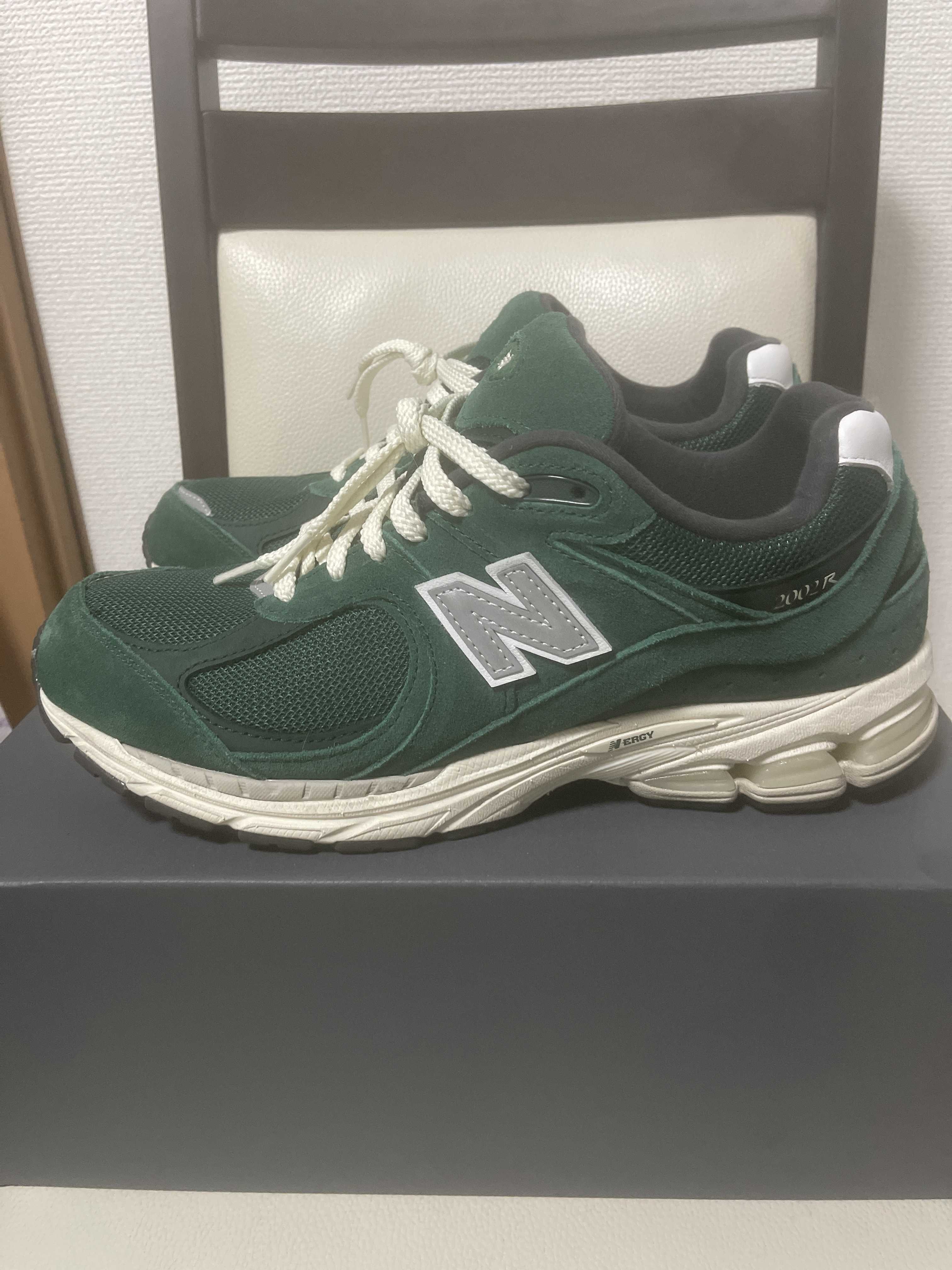 New Balance 2002R "Forest Green"