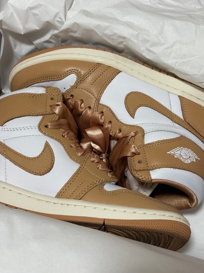 Nike Women's Air Jordan 1 Retro High OG "Praline"