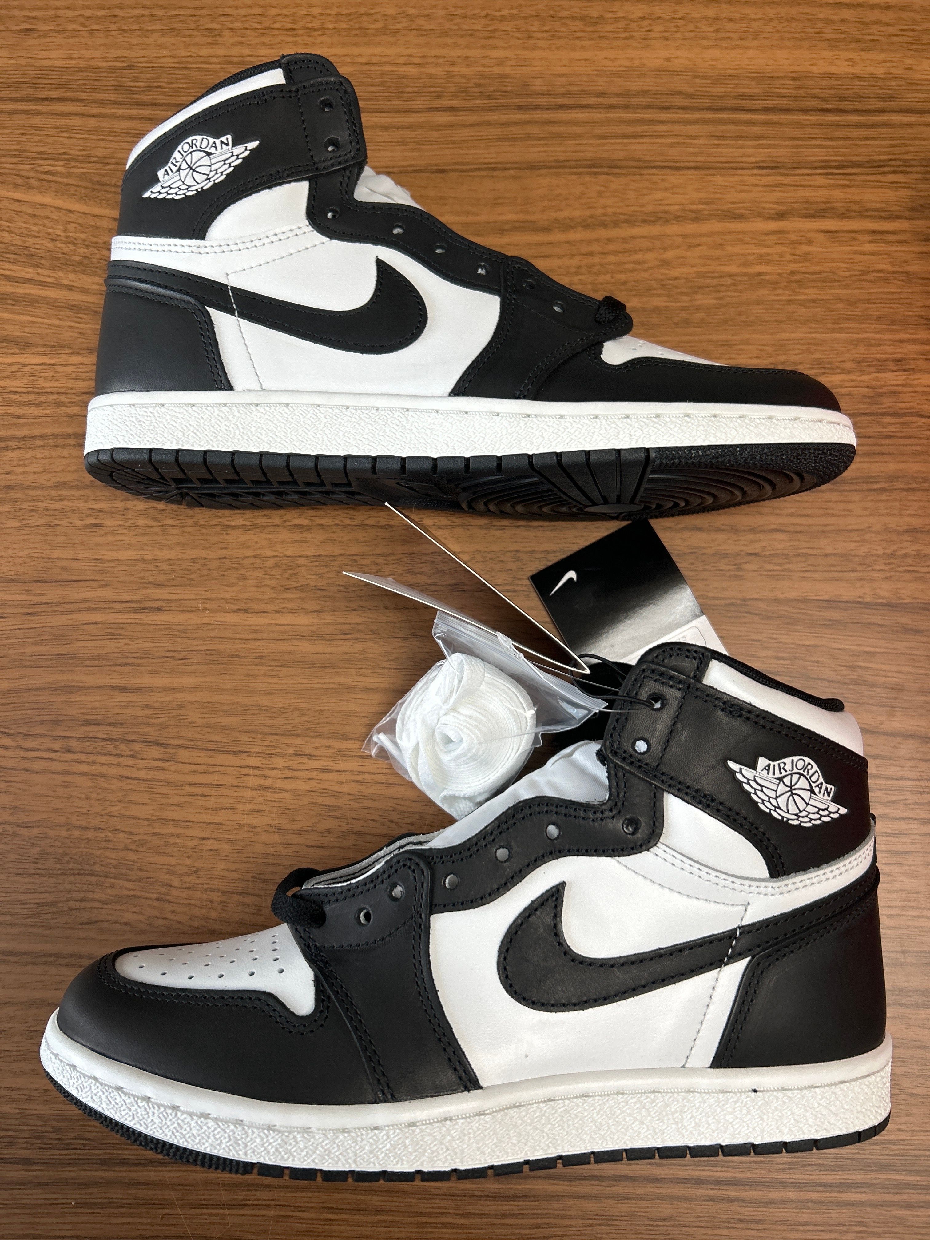 Nike Air Jordan 1 High '85 "Black/White"