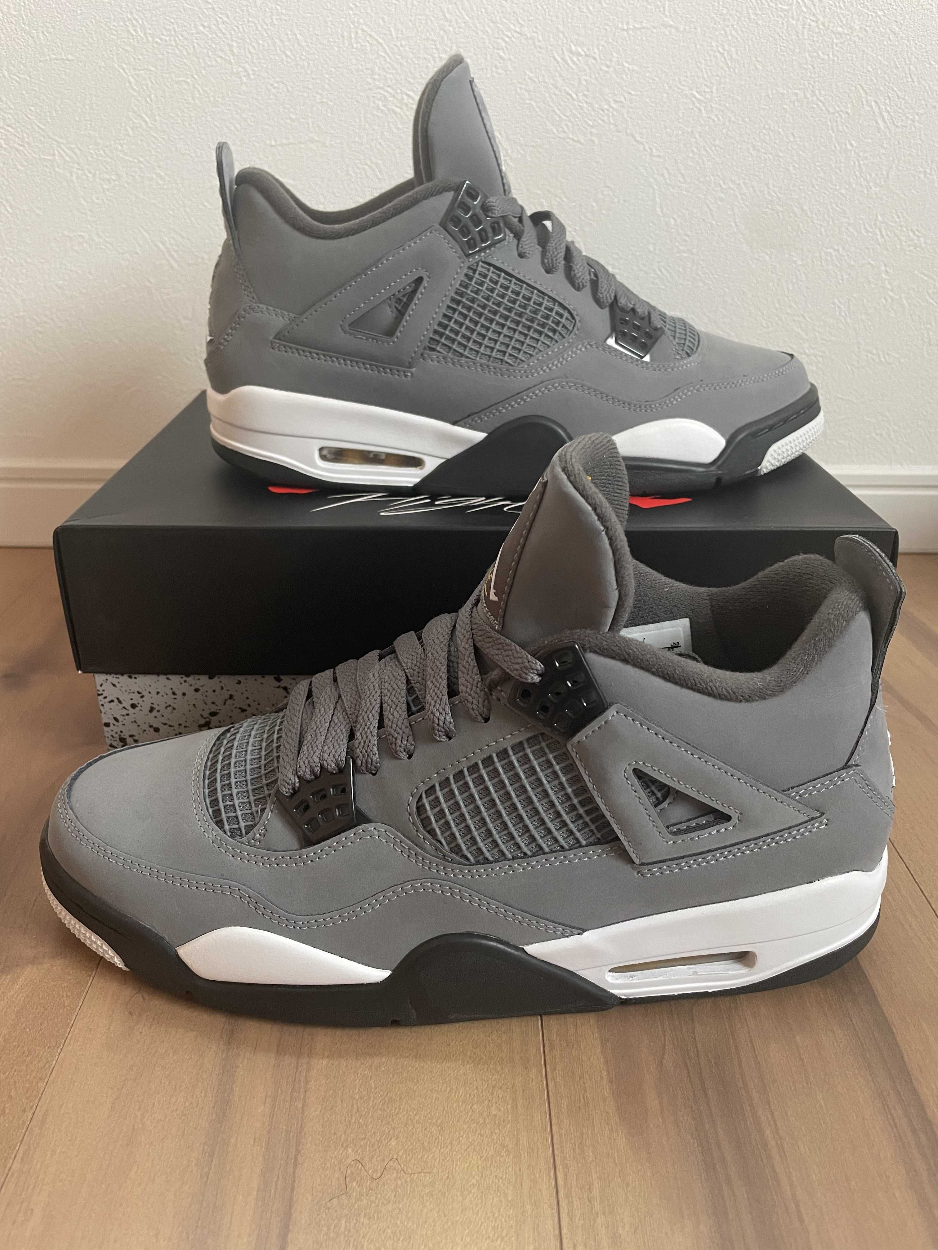 Nike Air Jordan 4 