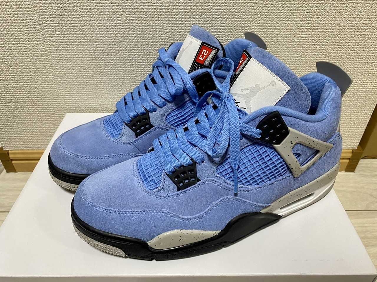 Nike Air Jordan 4 "University Blue"