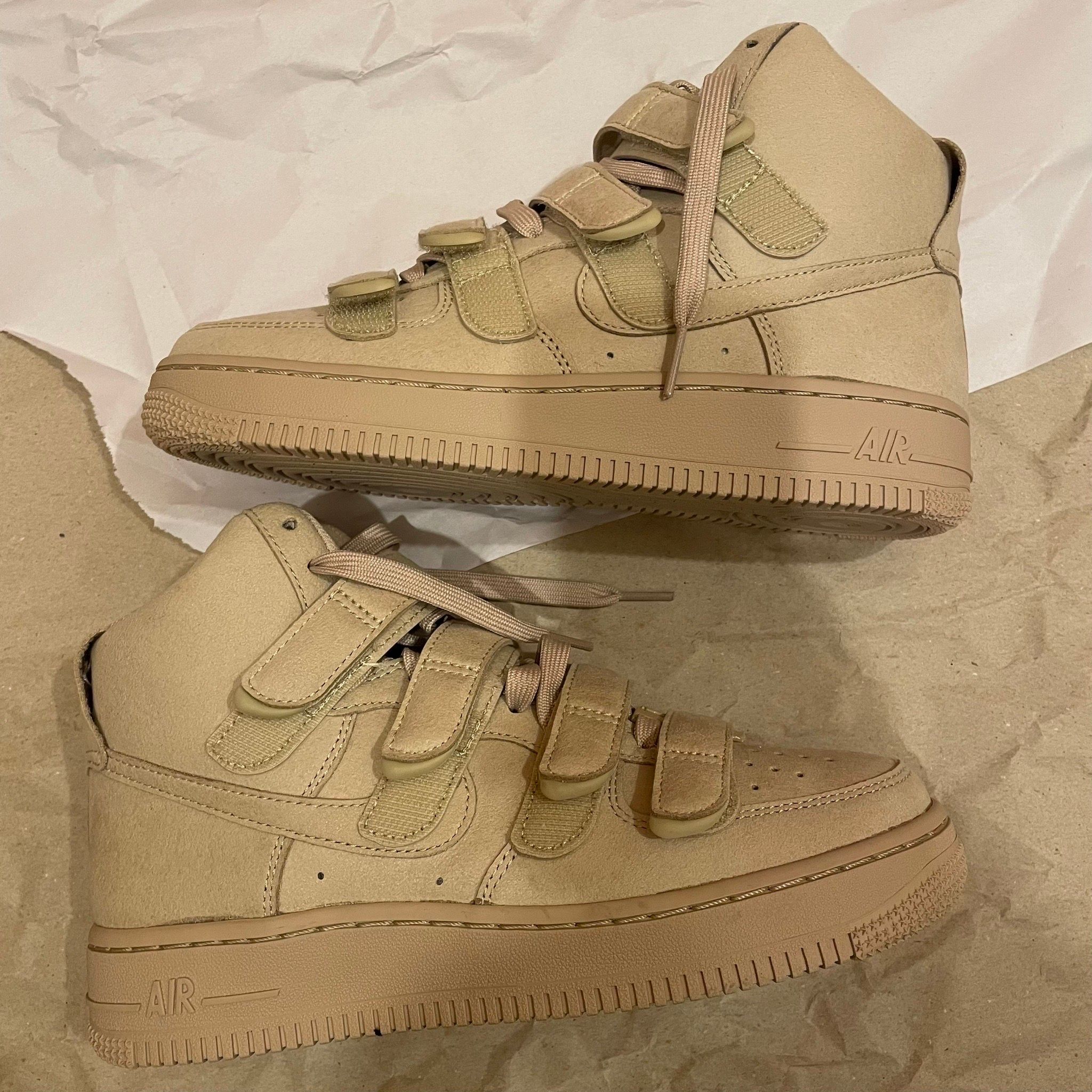 Billie Eilish × Nike Air Force 1 High '07 SP "Mushroom"