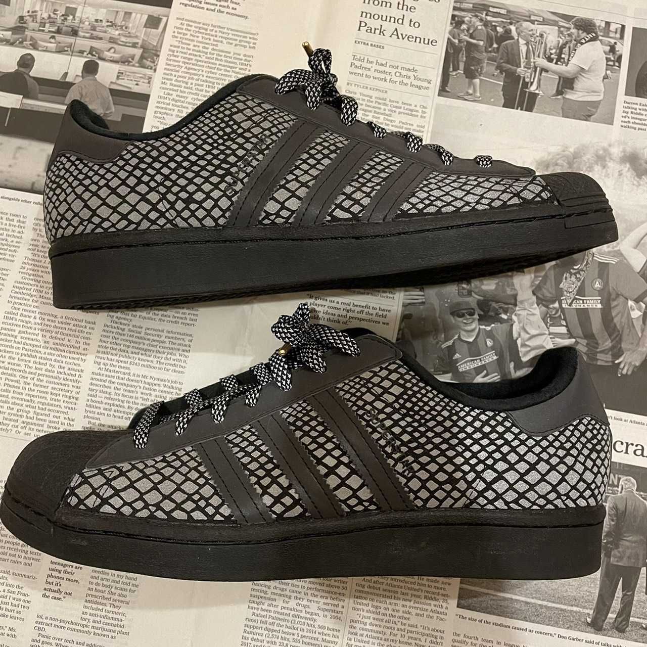 atmos × adidas SUPERSTAR "R-SNK"