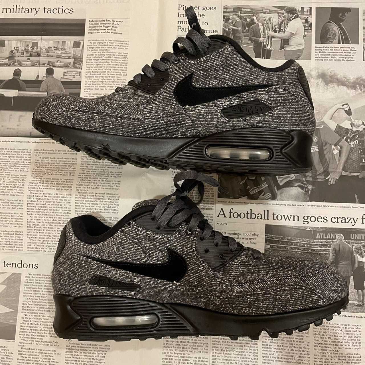 LOOPWHEELER × Nike Air Max 90 "Grey/Black"