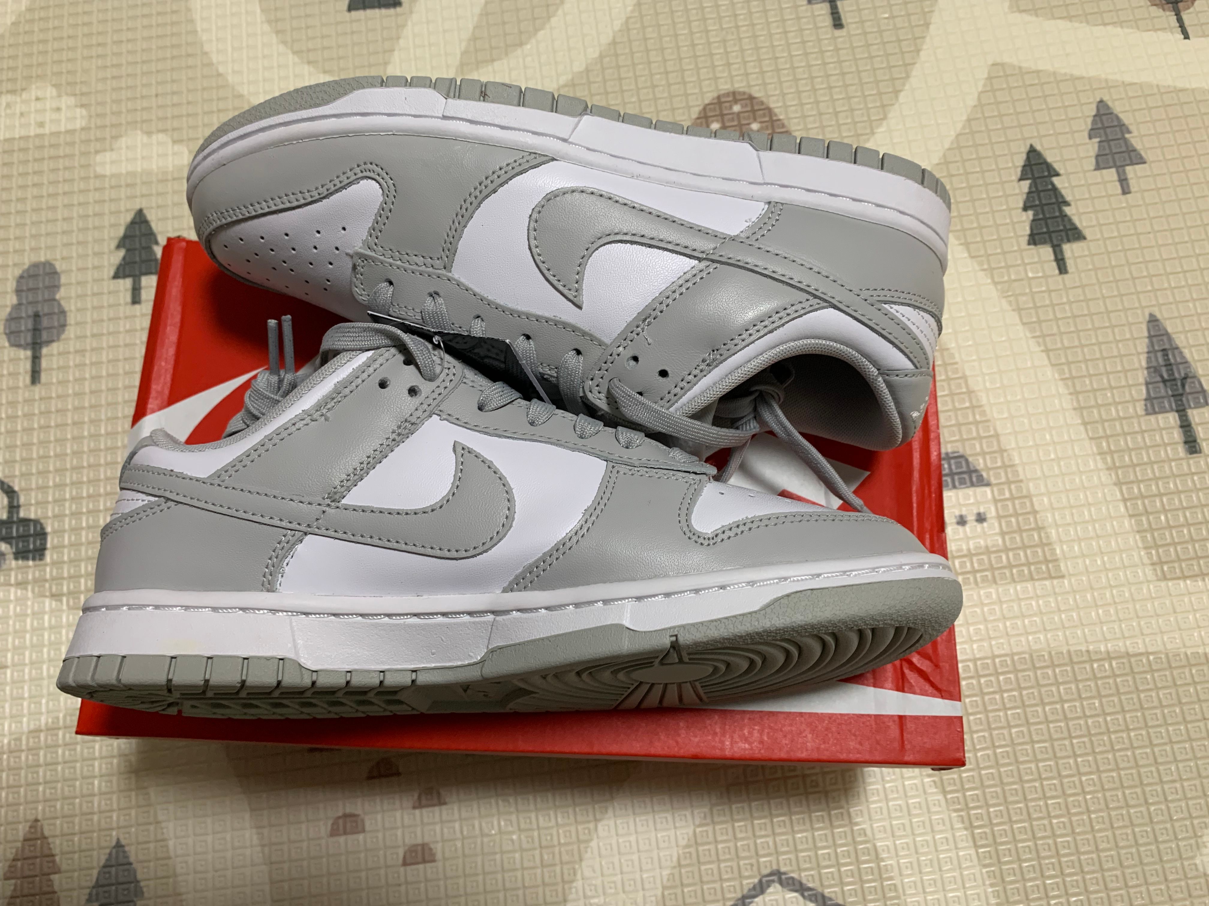 Nike Dunk Low "Grey Fog"