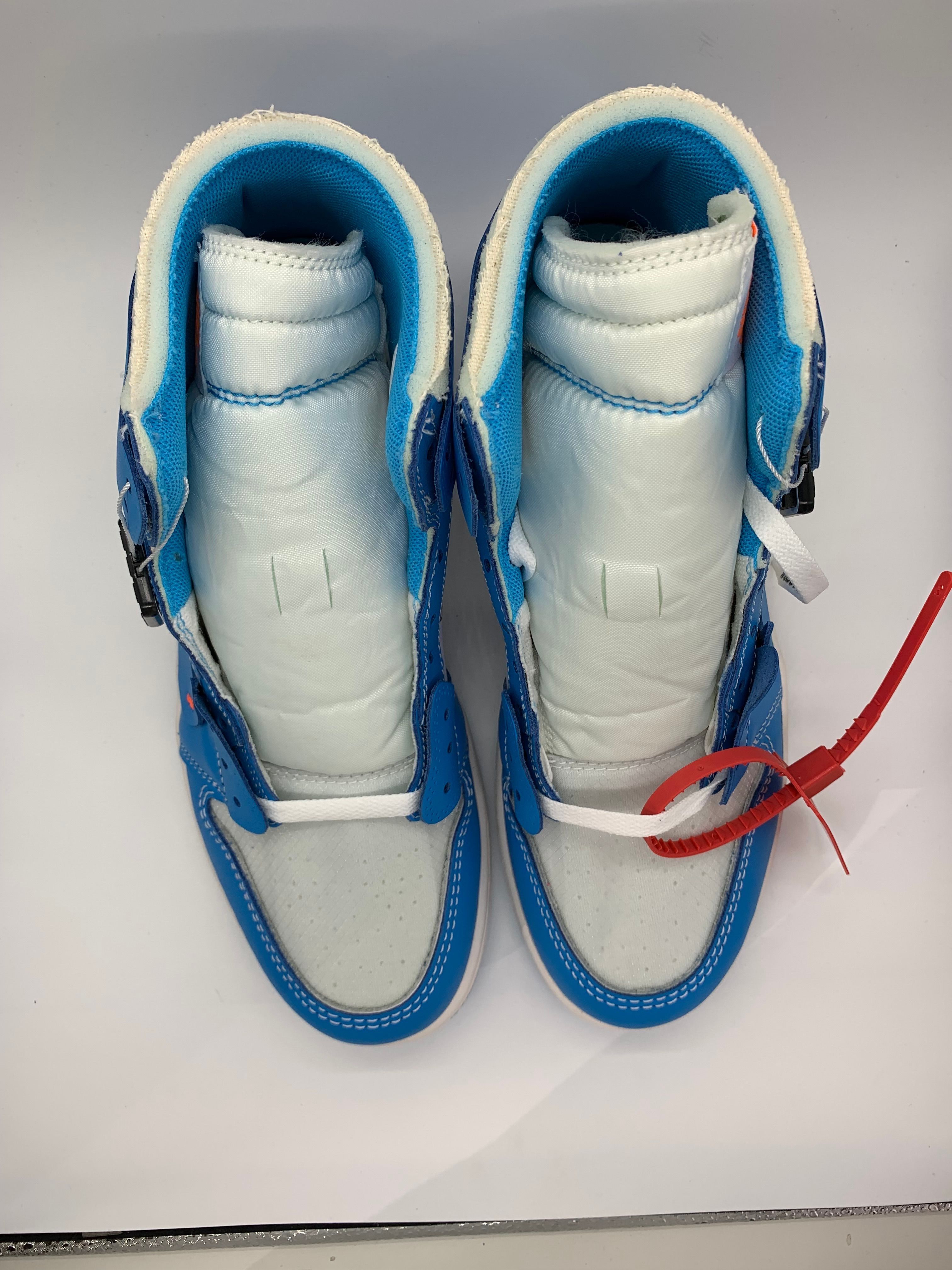Off-White × Nike Air Jordan 1 High UNC "White/Dark Powder Blue"
